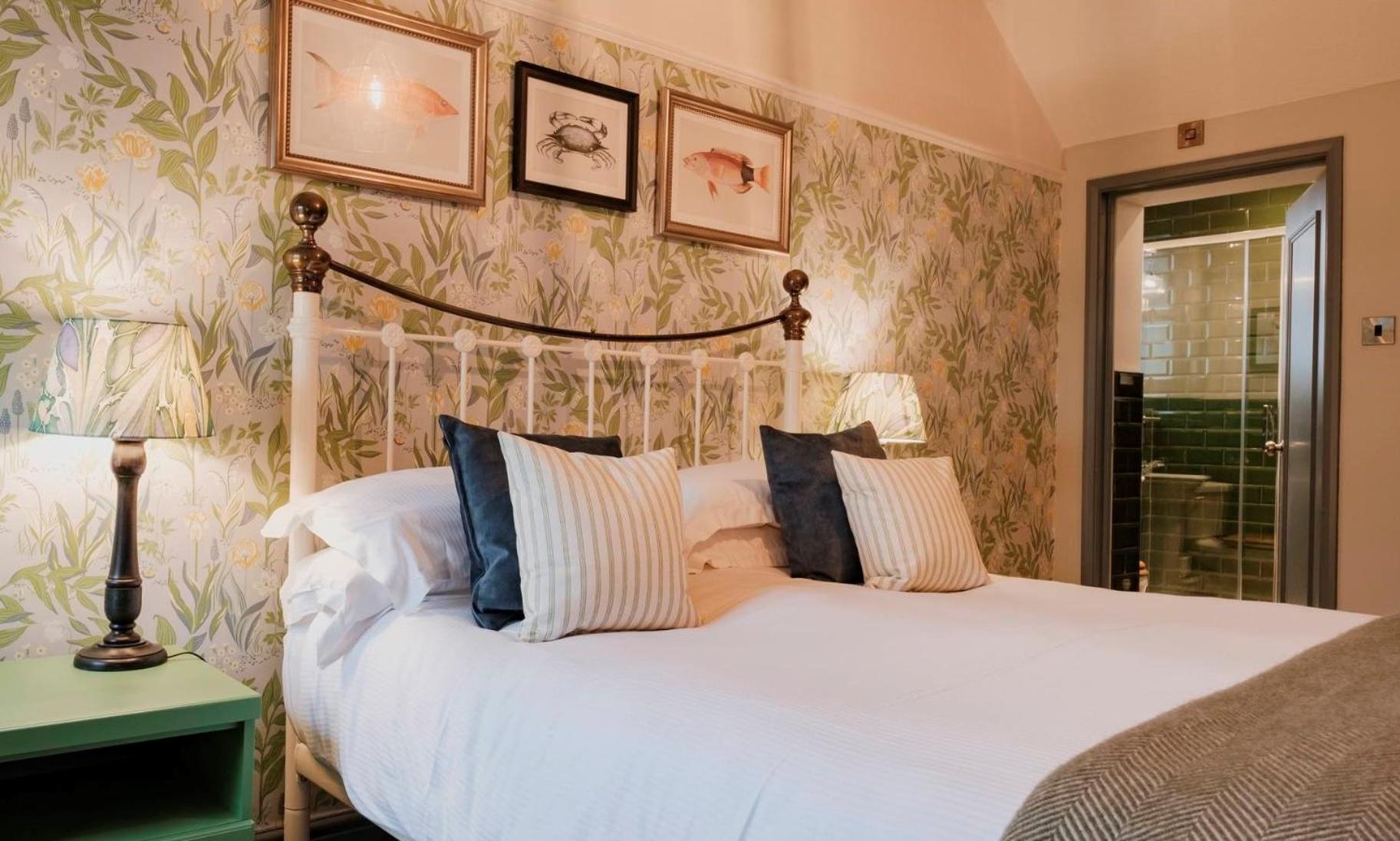 Fisherman's Haunt Hotel