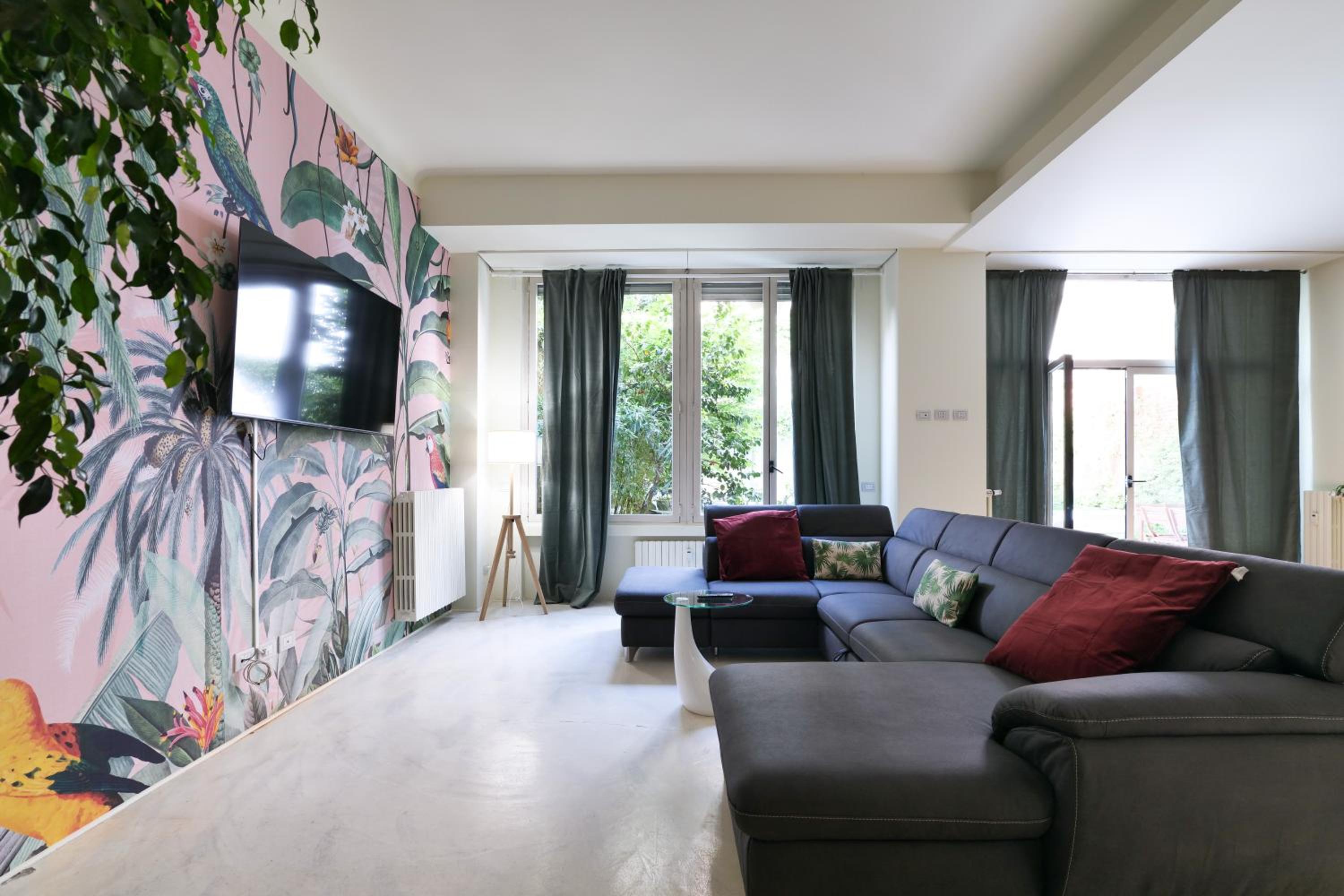 PRESTIGE BOUTIQUE HOMES - Garden & Pool