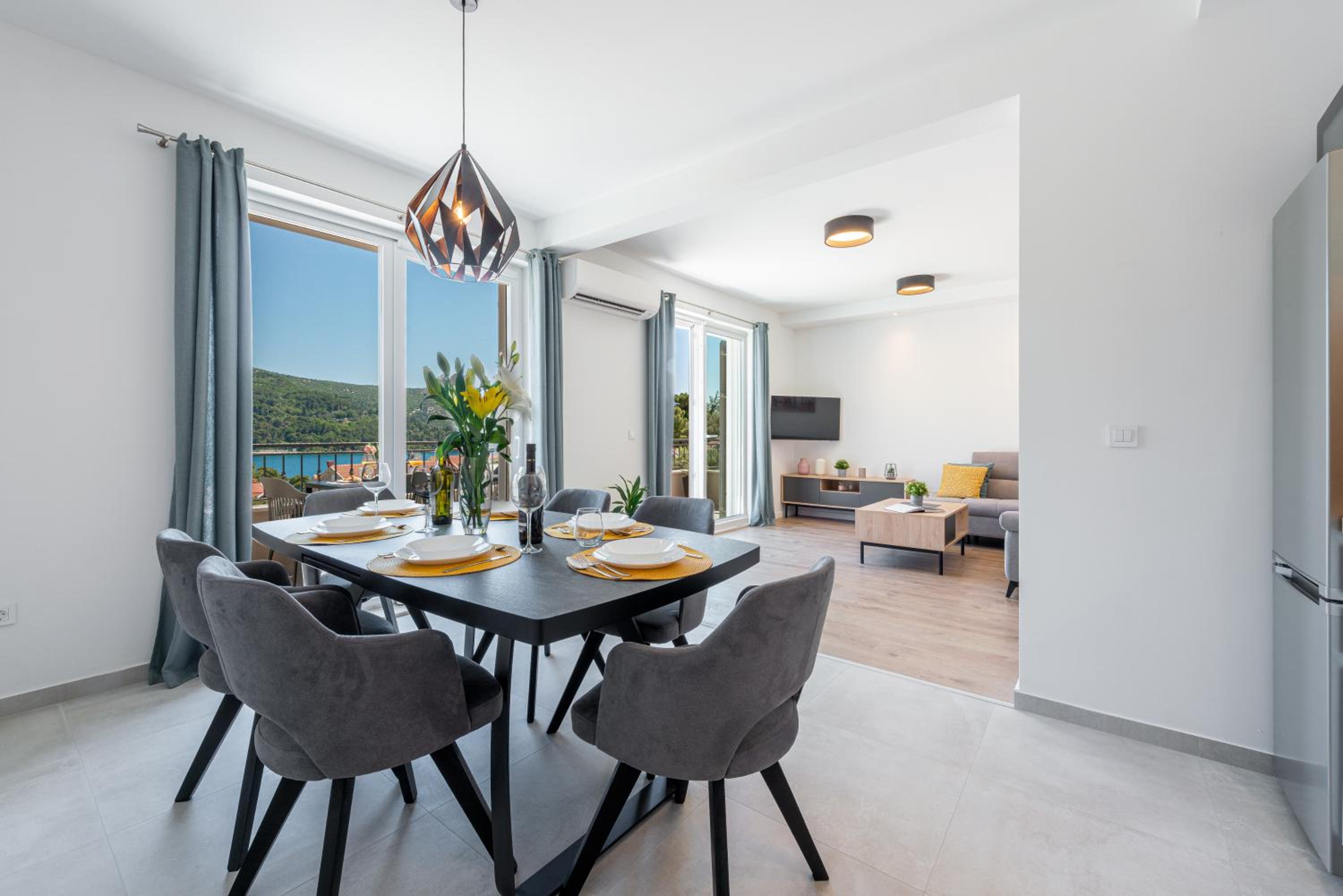 Amazing Sea View Apartments Petra & Paula view 3