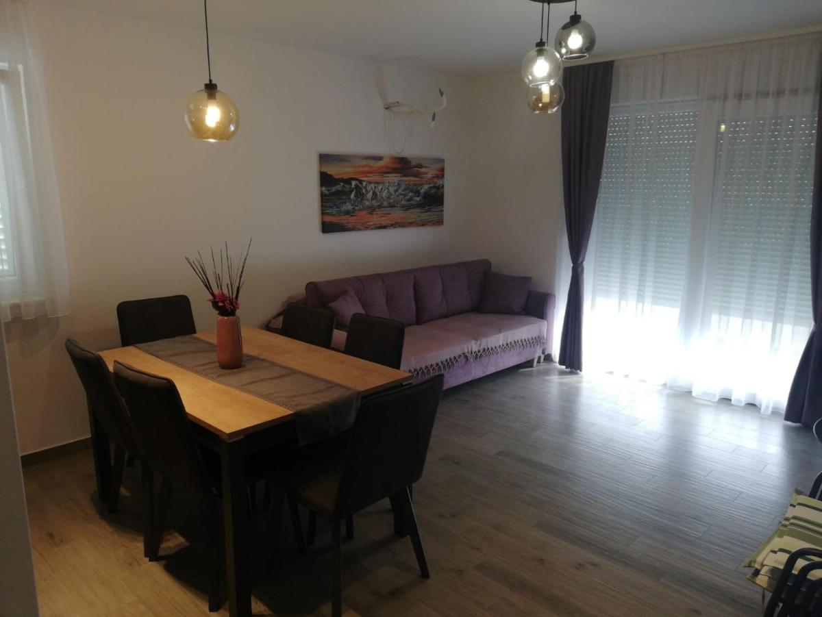 Apartments Vini view 4