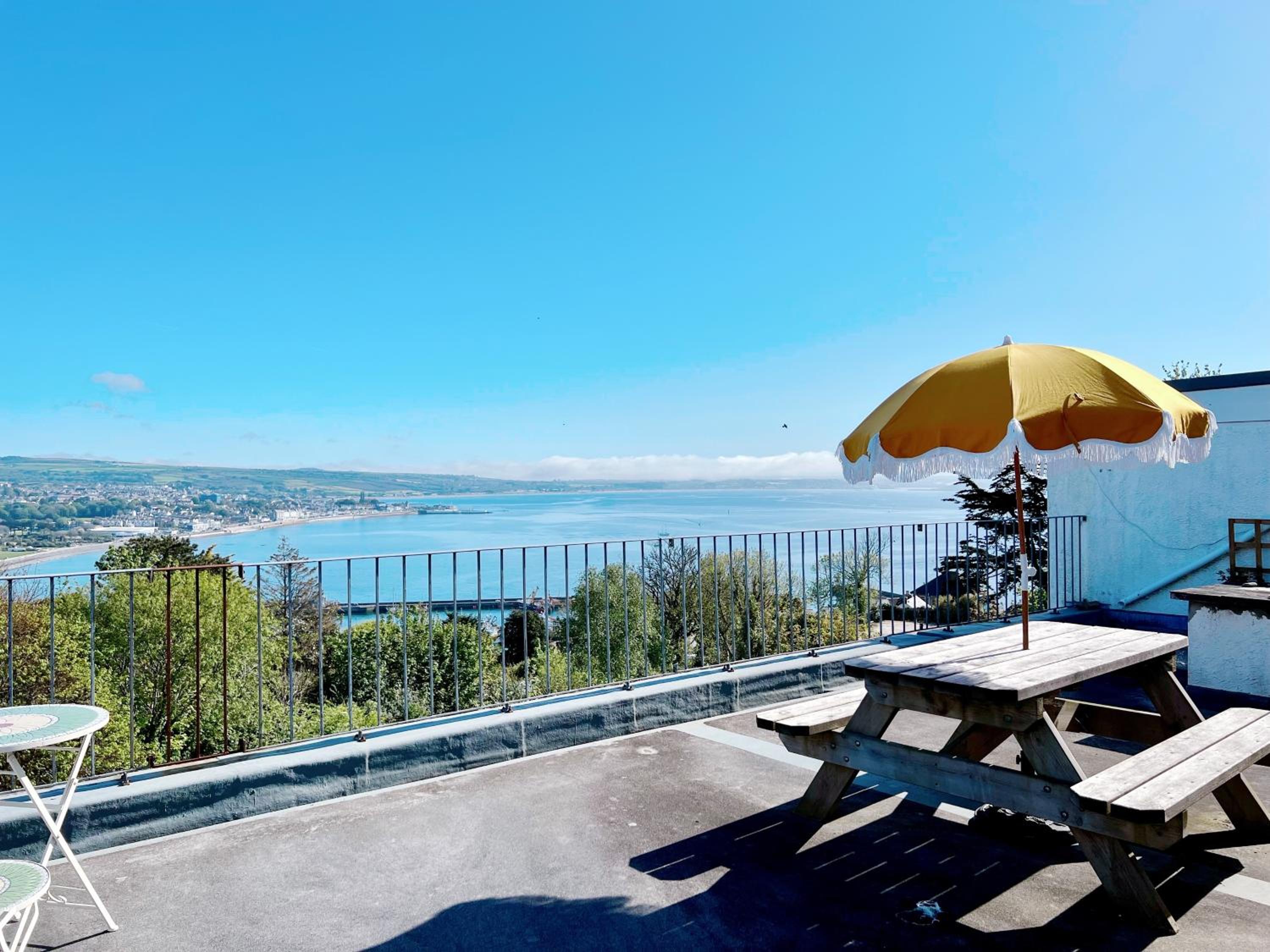 Shan Mu Inn Entire flat 2 bedrooms with terrace seaview view 2