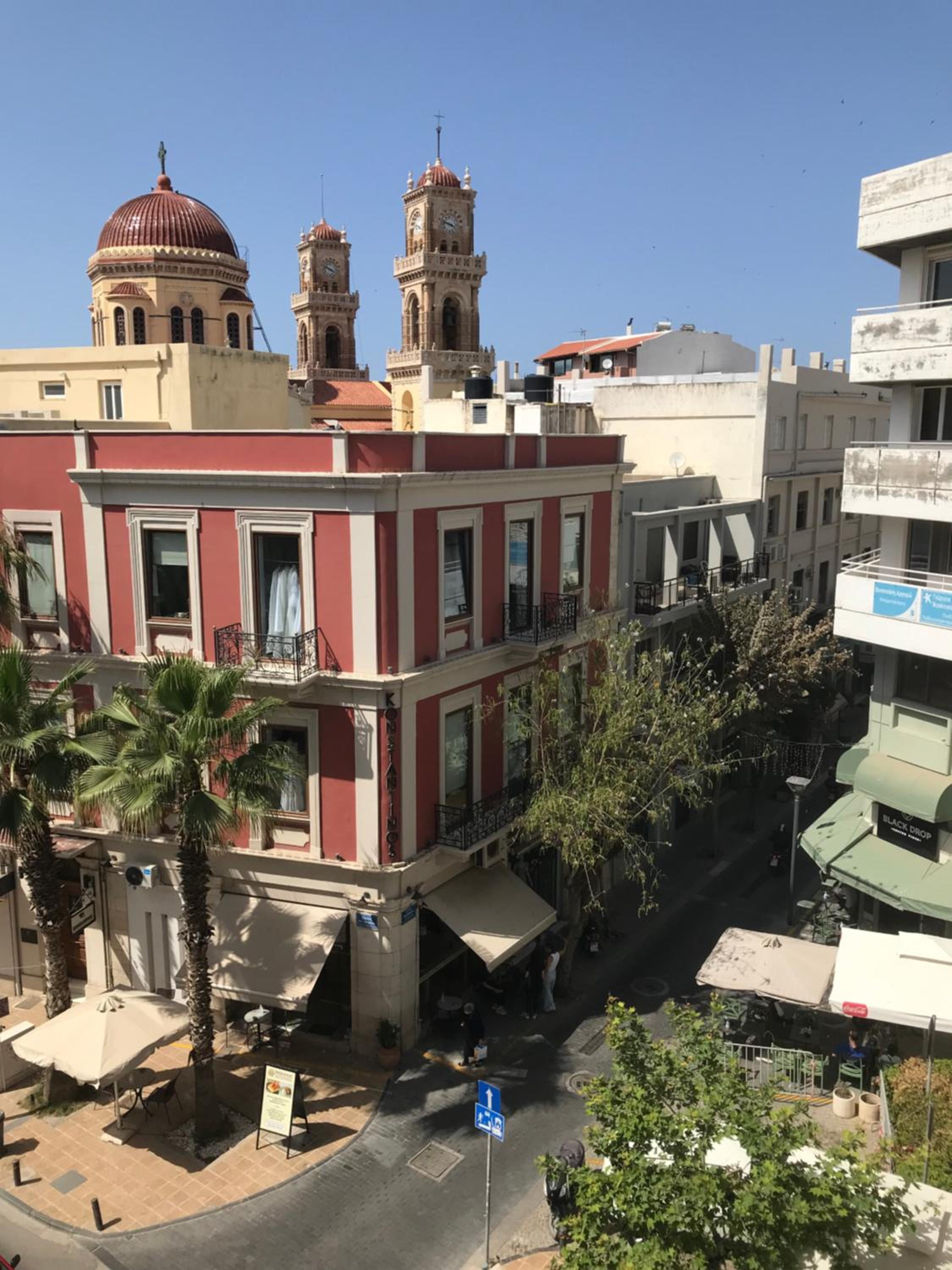 Hotel City Life Apartment - Image 1