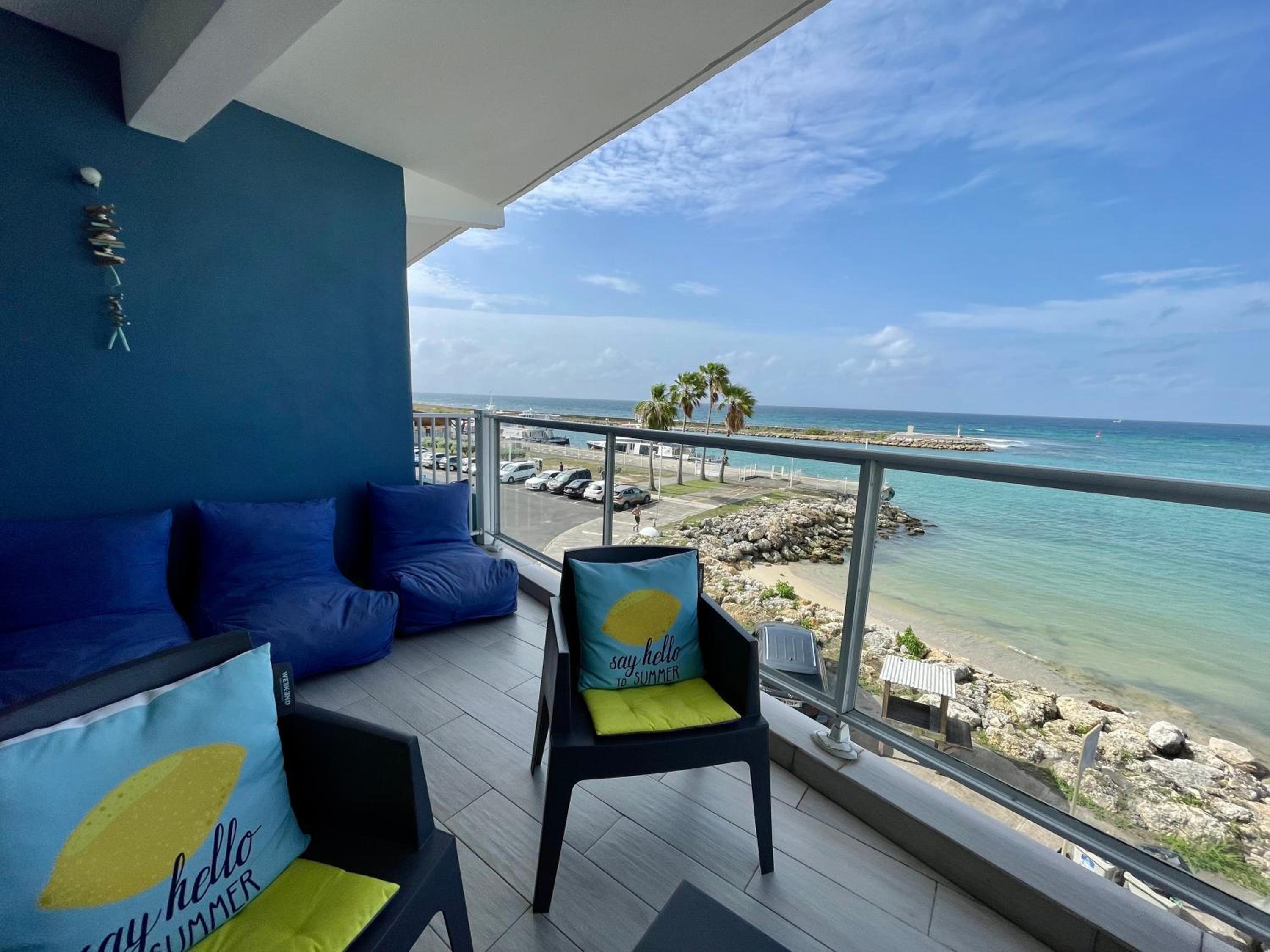 SUBLIME APPARTEMENT VUE MER view 5