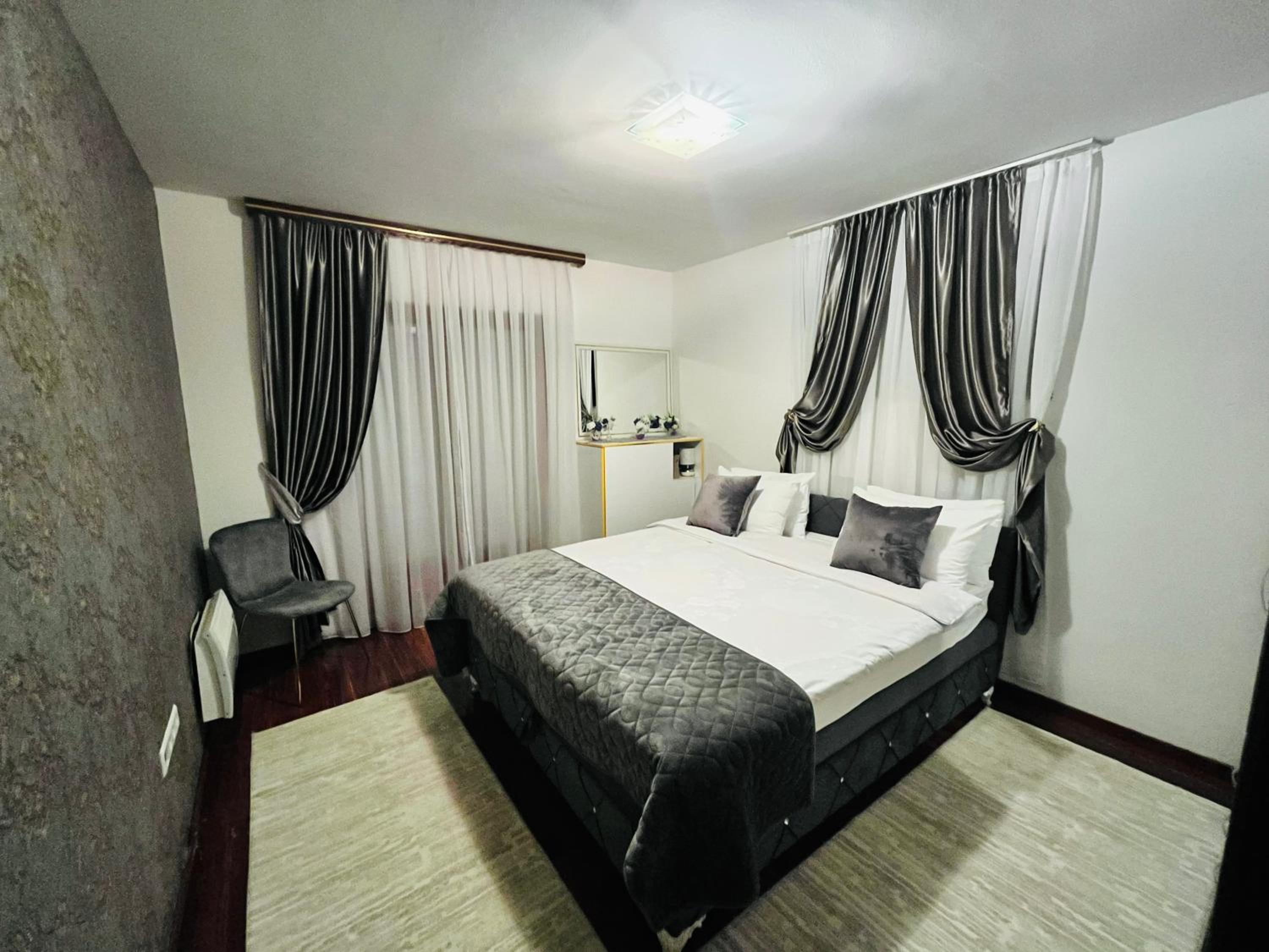 Villa Diamond Hill view 5