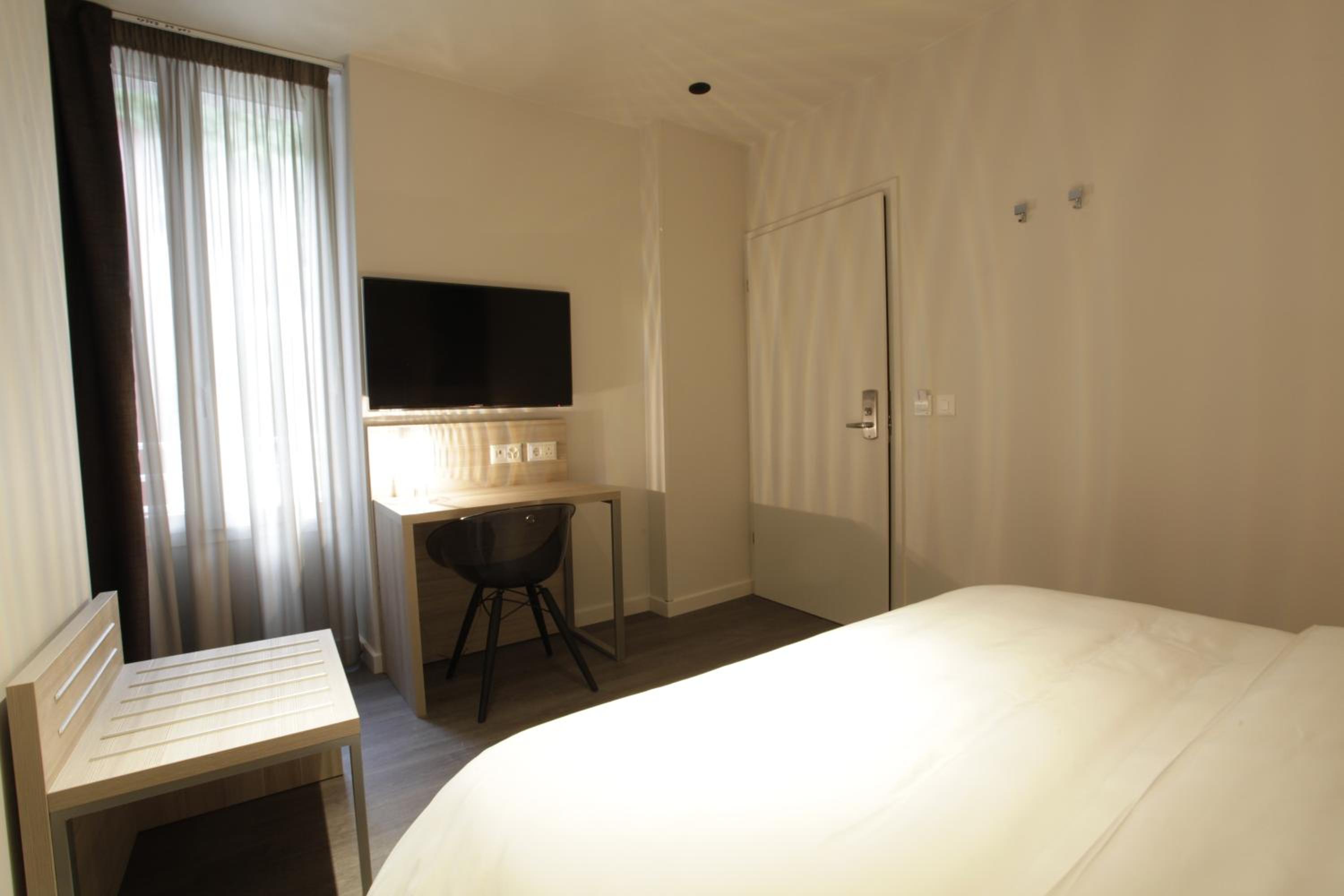 Geneva Vacations - Chez Maman Hotel Restaurant - Property Image 41