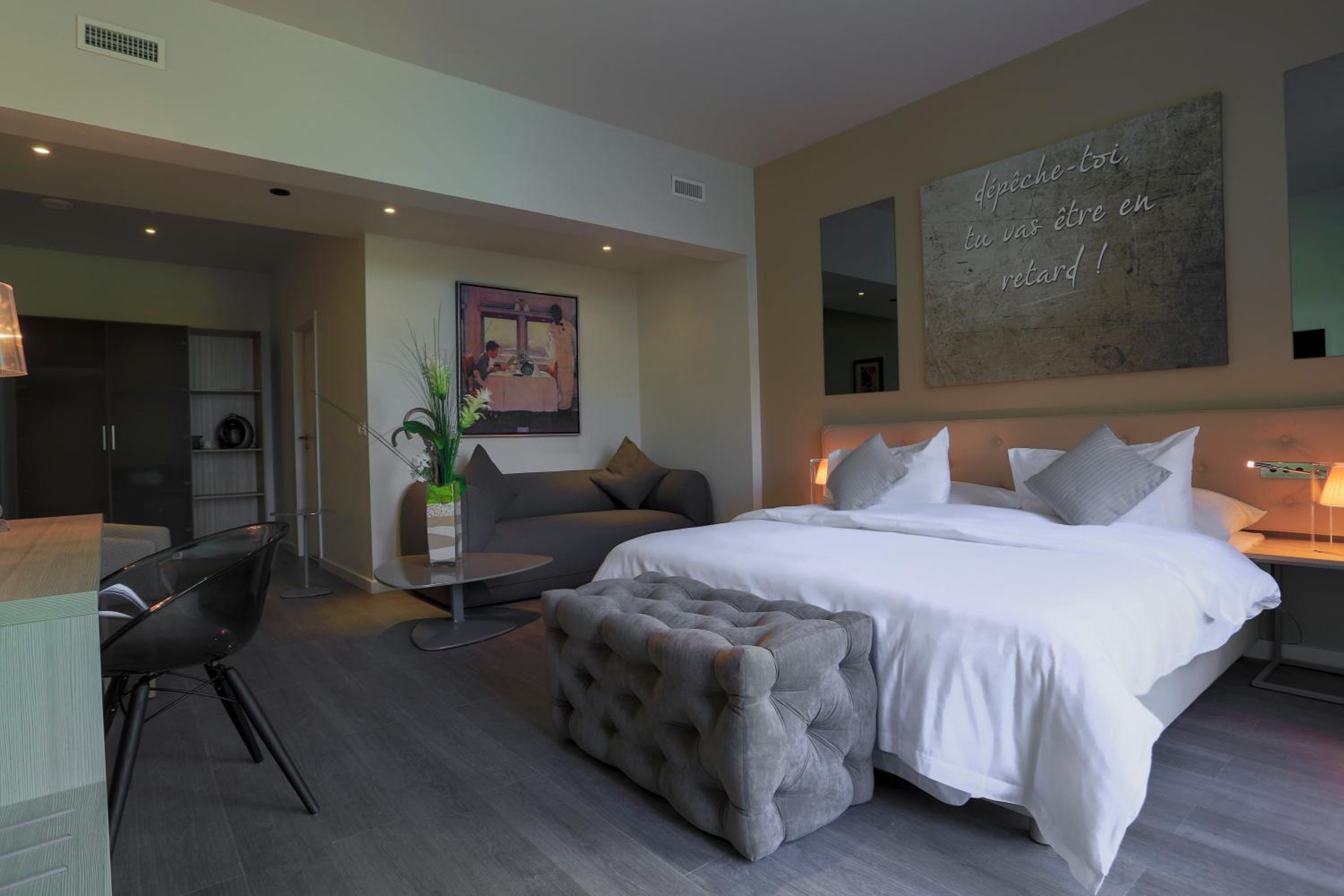 Geneva Vacations - Chez Maman Hotel  Restaurant - Property Image 10