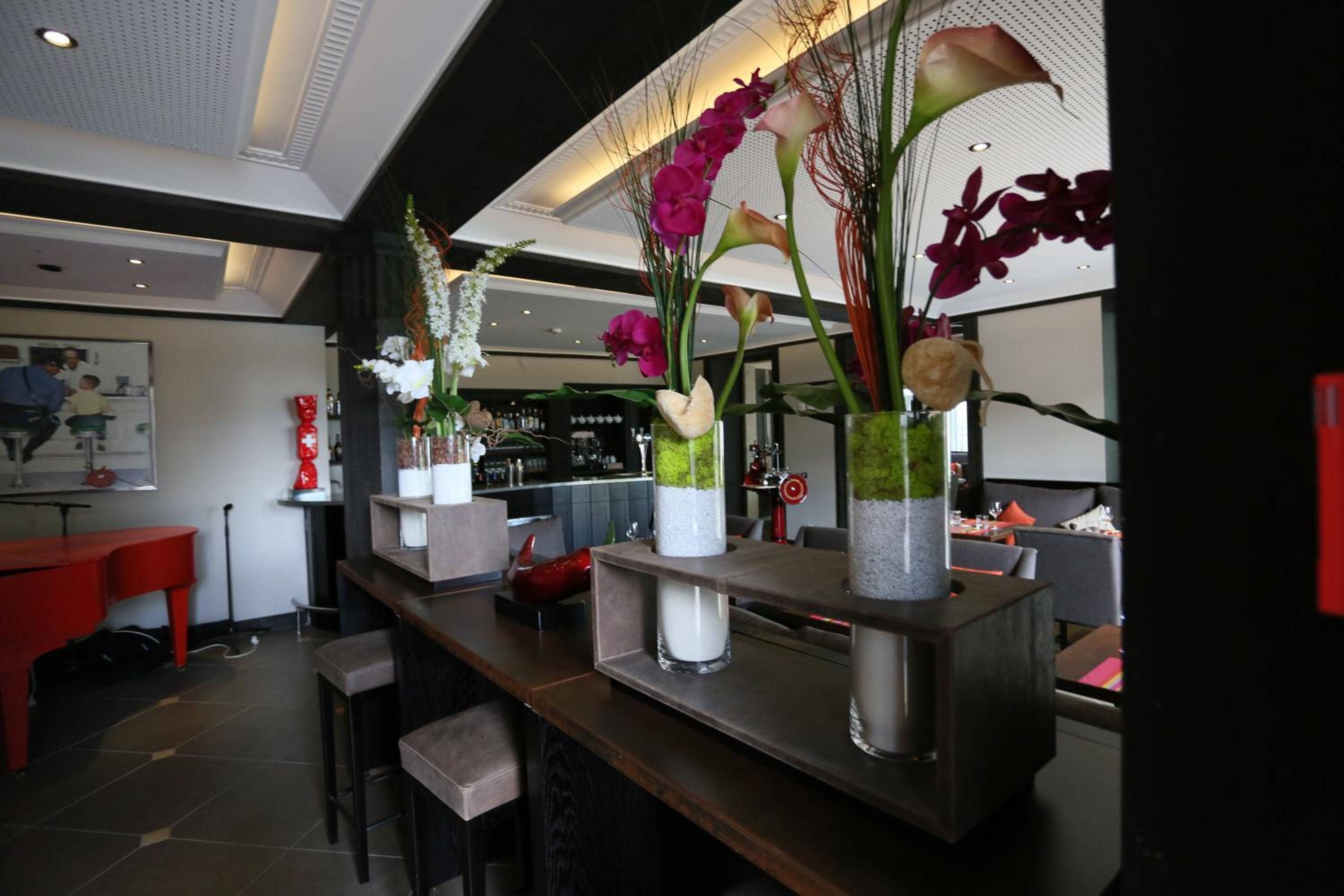 Geneva Vacations - Chez Maman Hotel Restaurant - Property Image 1