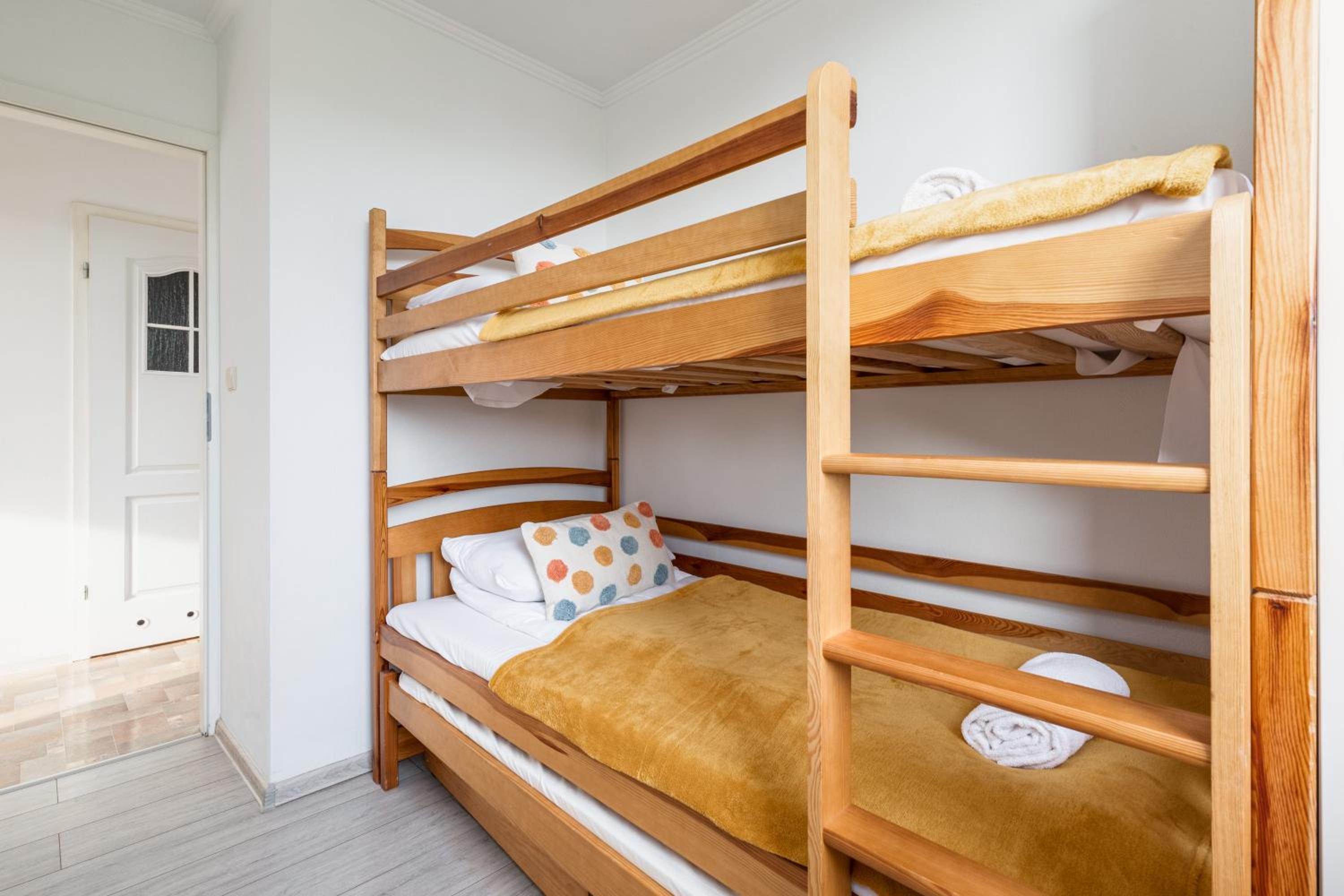Marynarzy Okrętów Pogranicza Apartments by Renters view 5