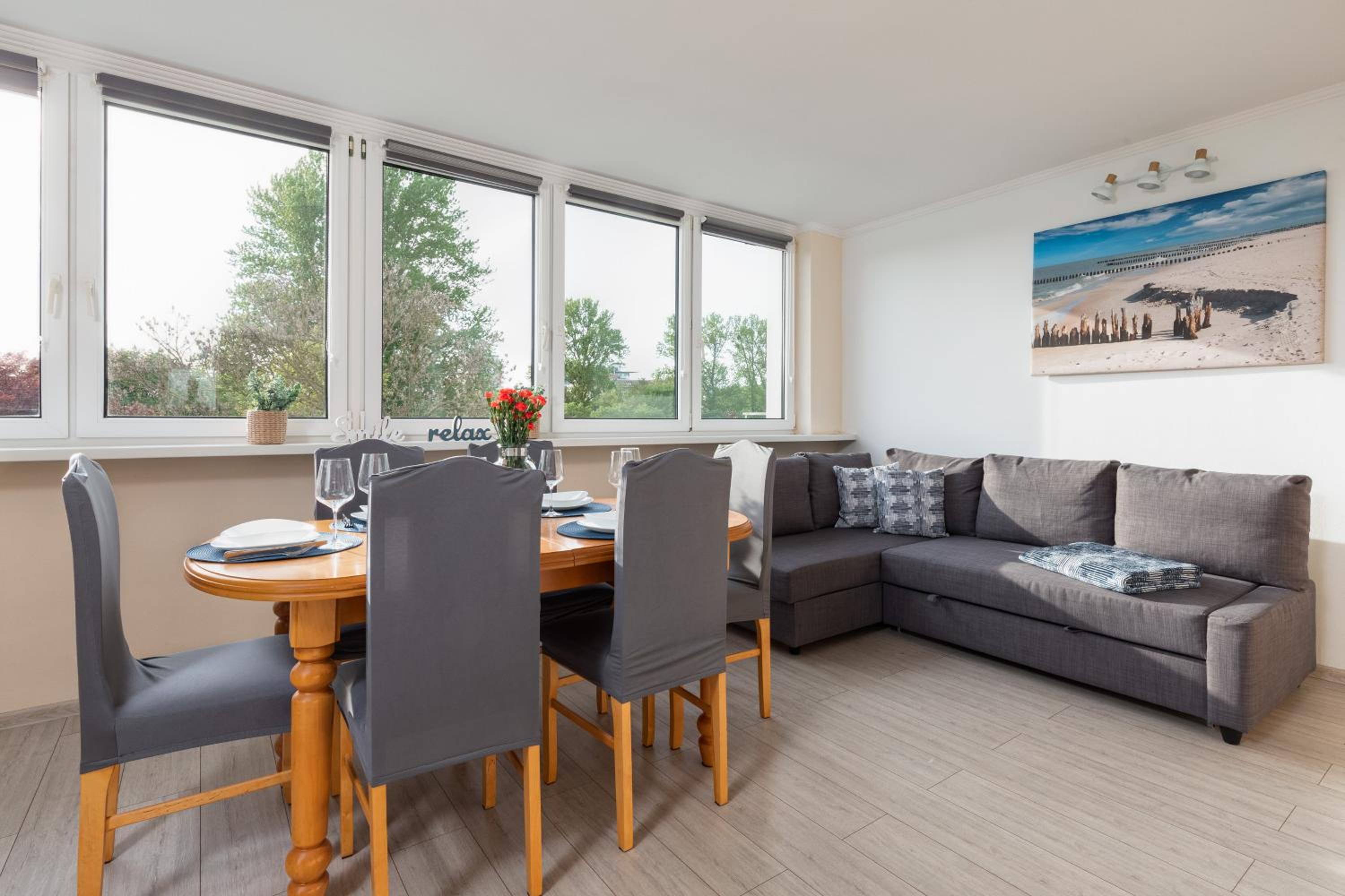 Marynarzy Okrętów Pogranicza Apartments by Renters view 2