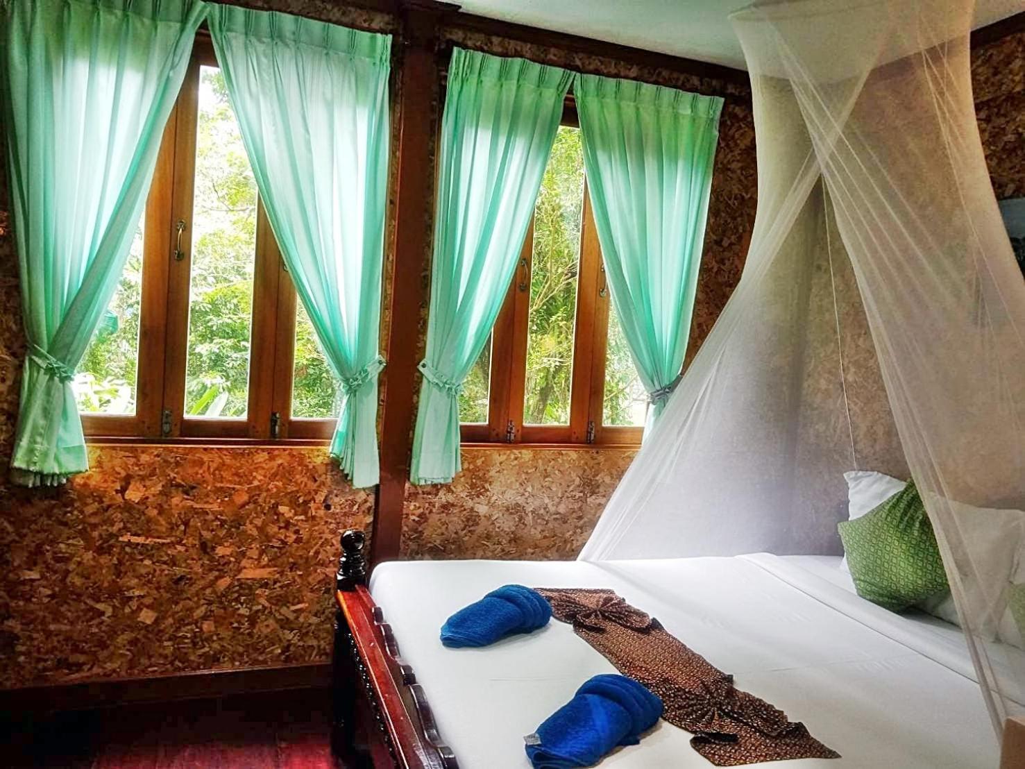 Tree Tops River Huts