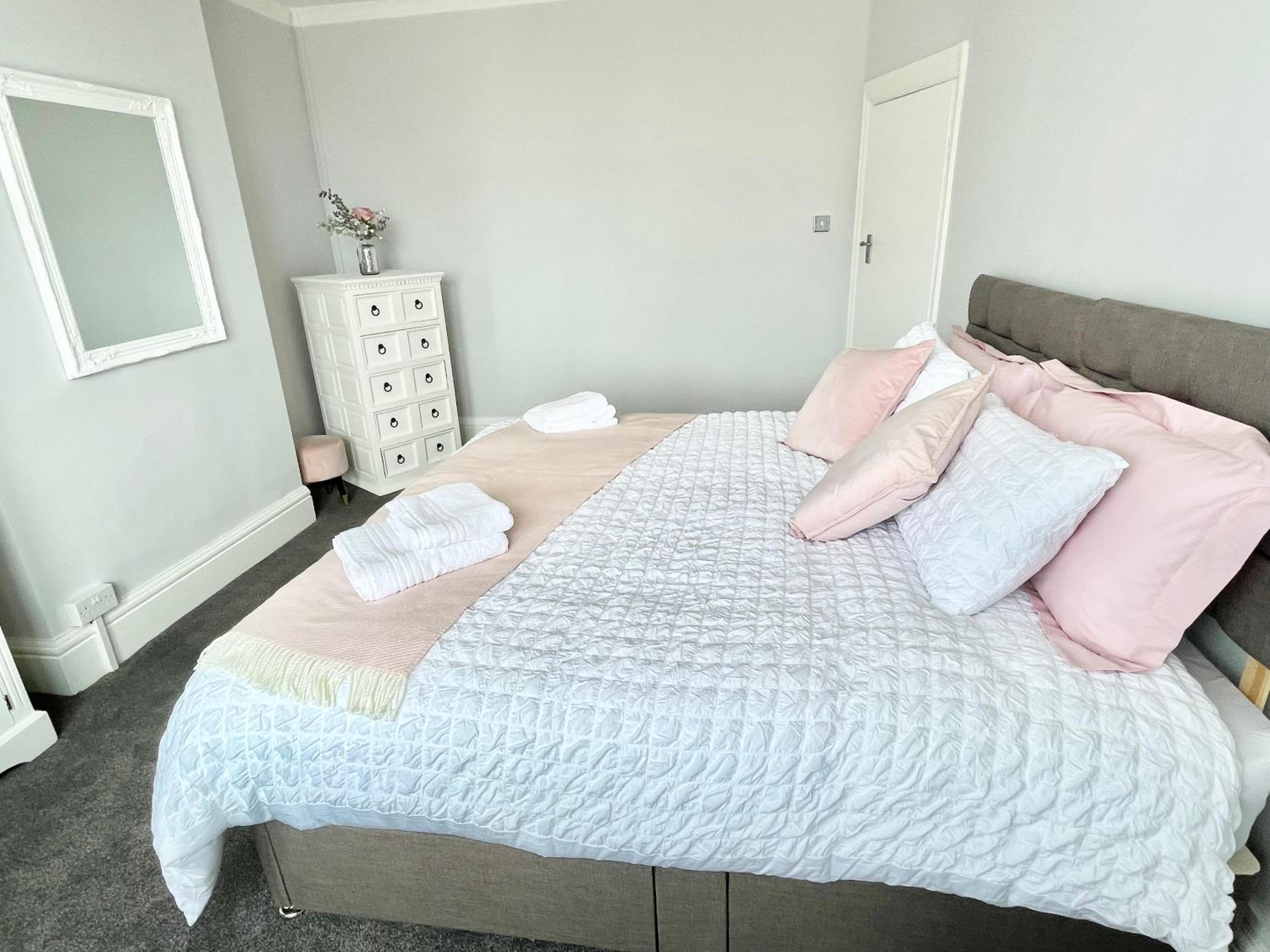 Croyden villa view 3