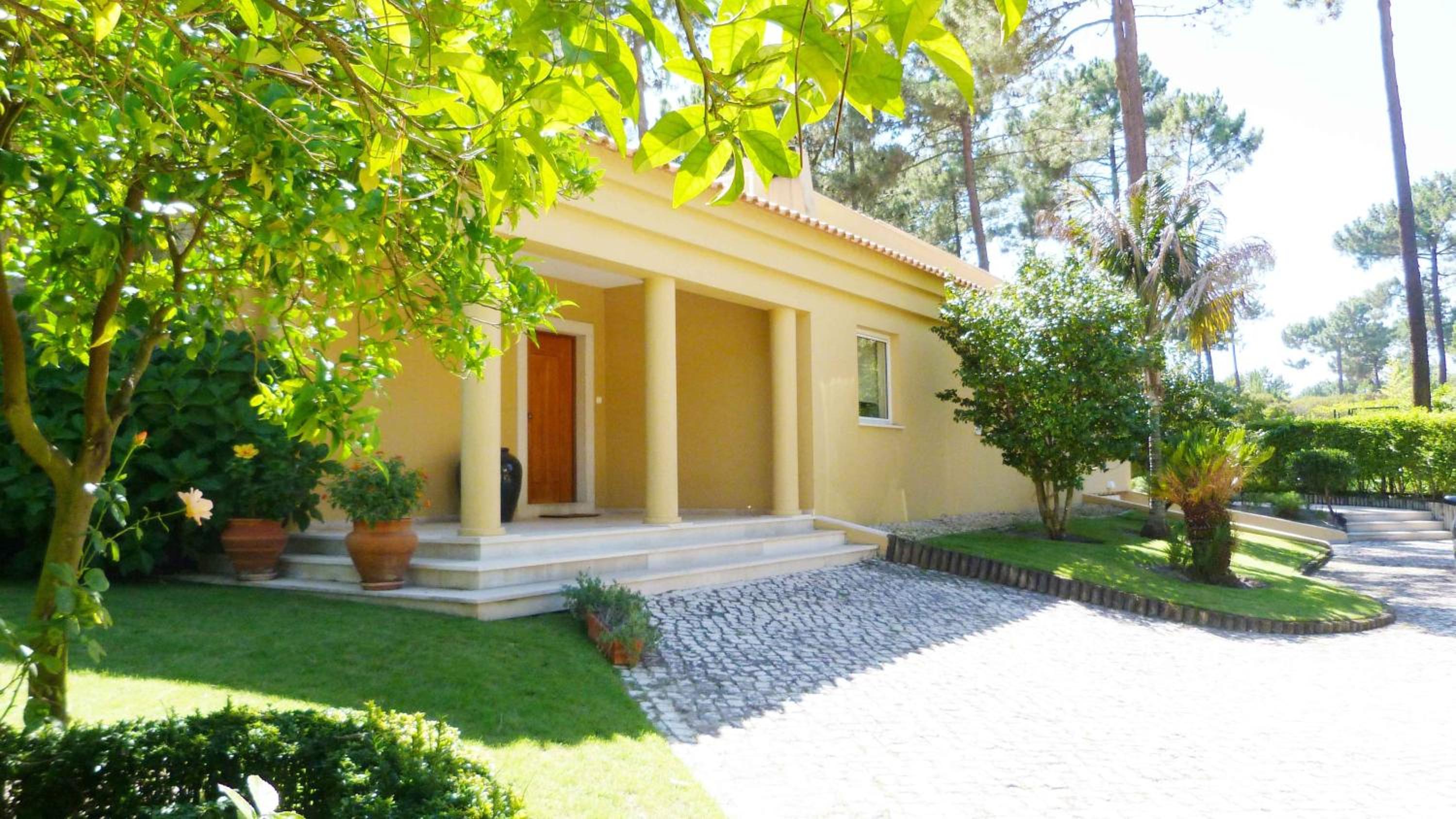 Hotel Aroeira Villa near Lisbon- Daydream PT - Image 1