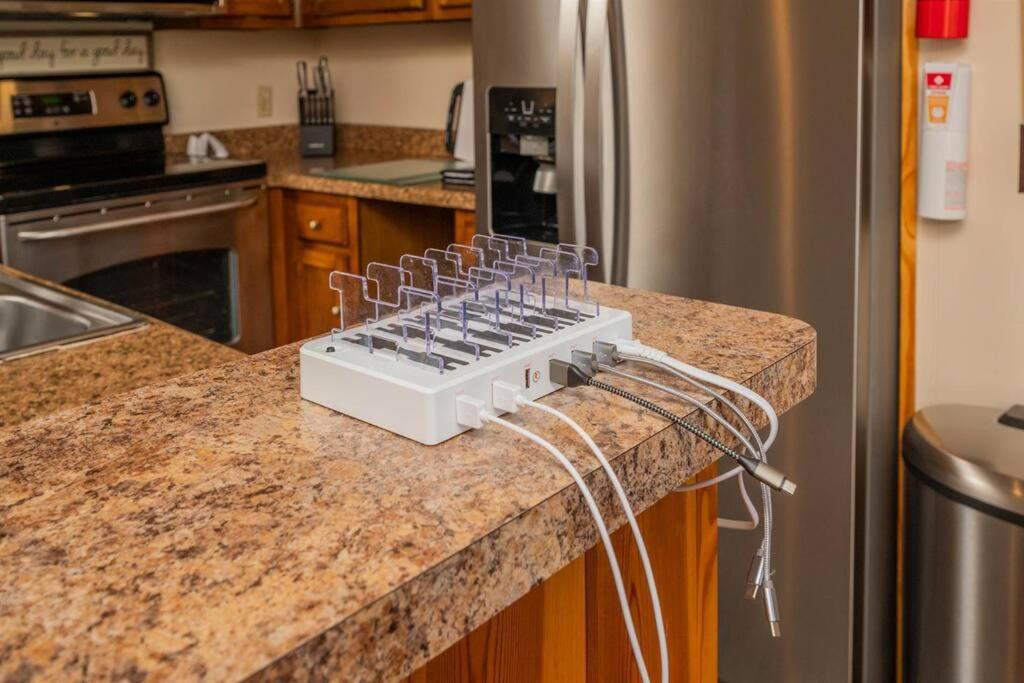 Cozy Condo at Summit view 3