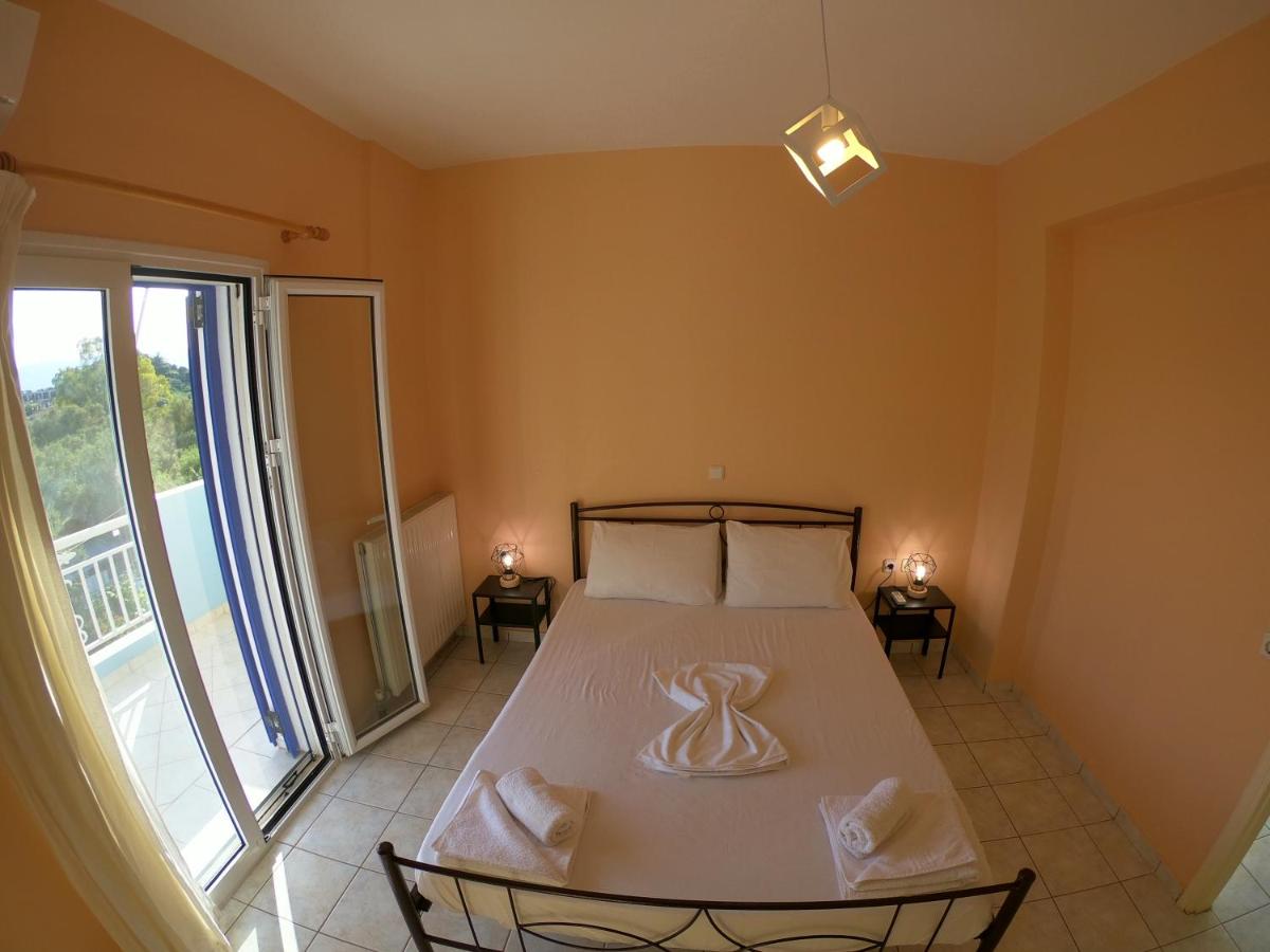 Mavretas Apartments 2 photo 3