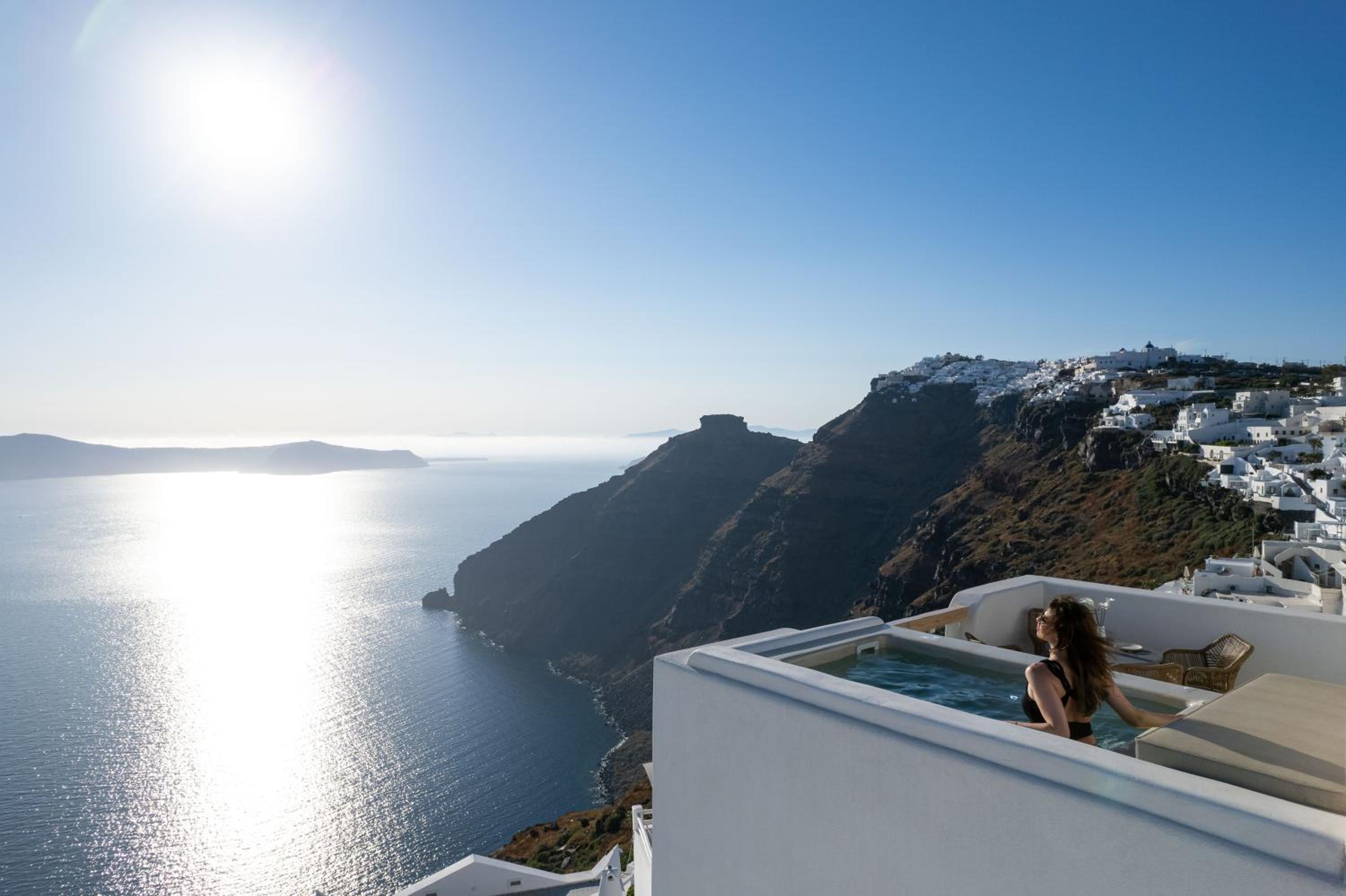 Airth Santorini Suites photo 3