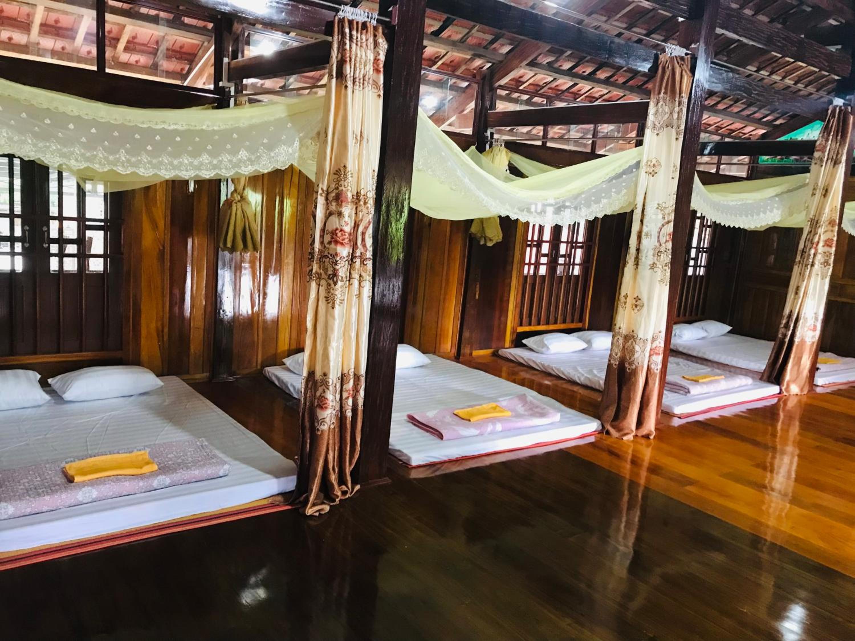 Bac Son Homestay