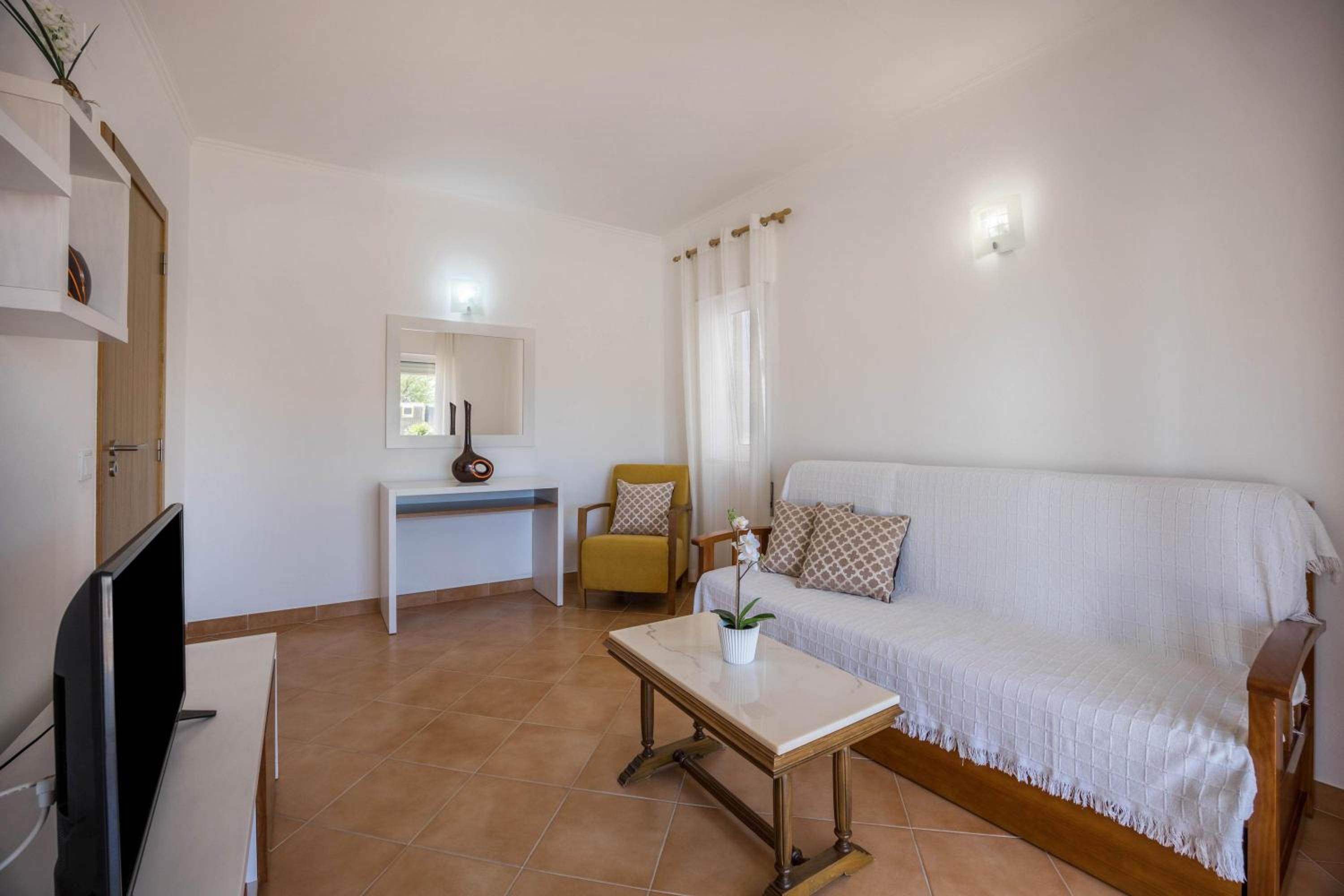Casa Bege T2 view 4