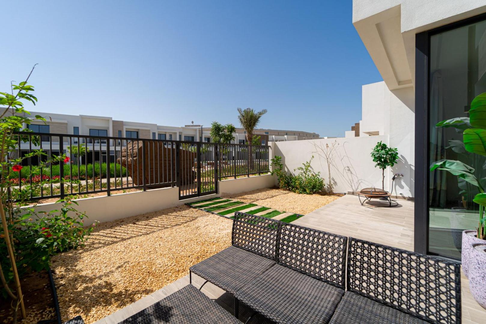 Marbella Luxury 3BR & 5BR Villas at Hayat Island, Mina Al Arab