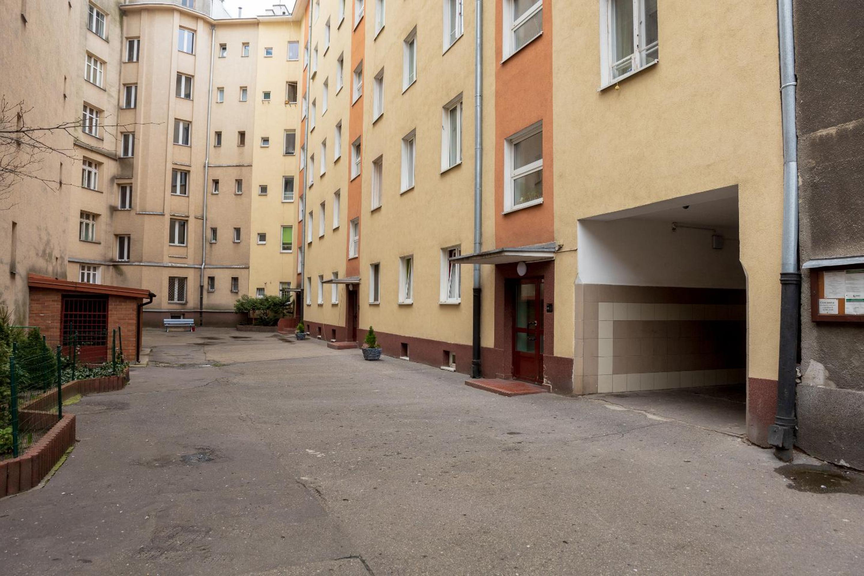 Grójecka Stara Ochota Apartment view 3