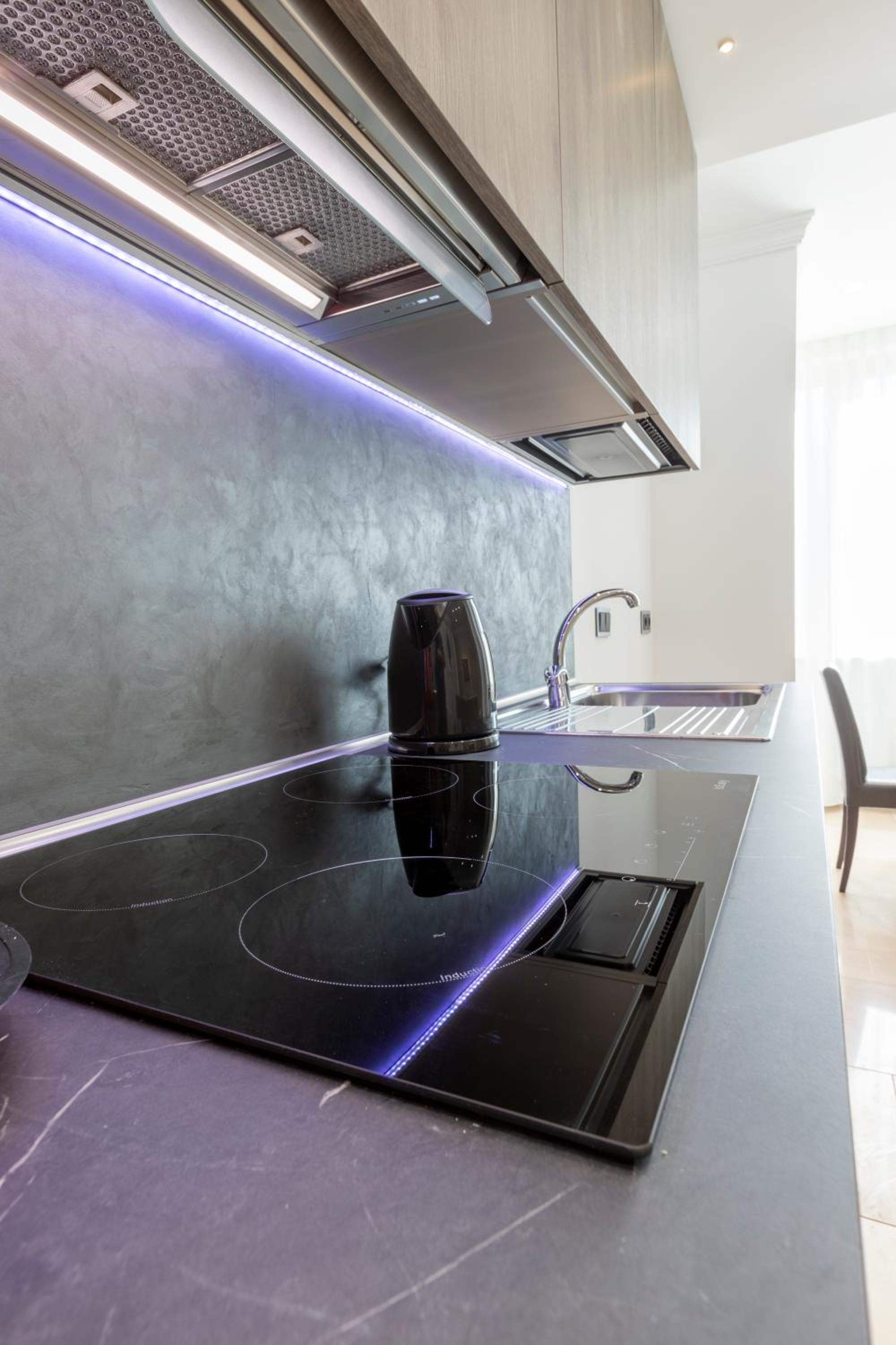 The Queen Luxury Apartments - Villa Medici
