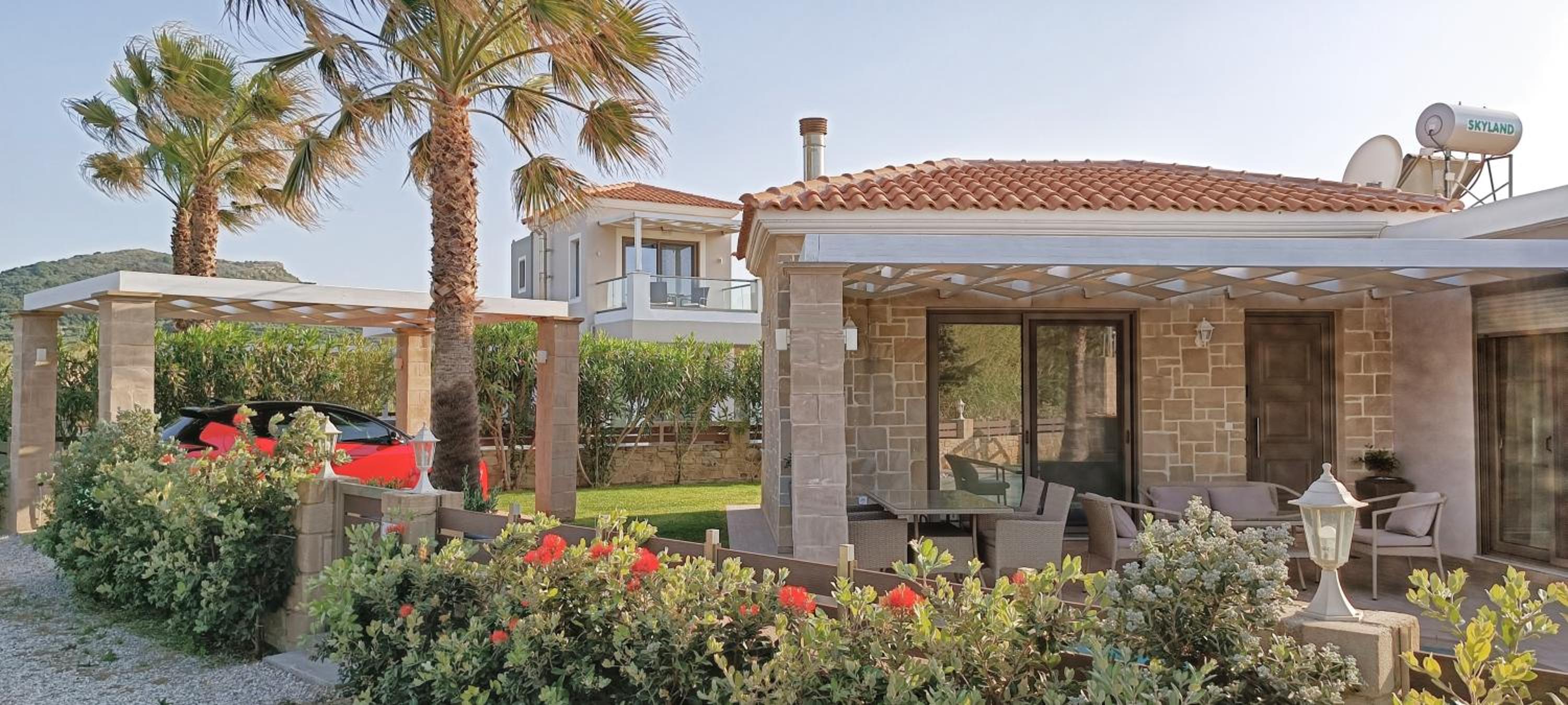 Hotel Elena Villa - Image 1