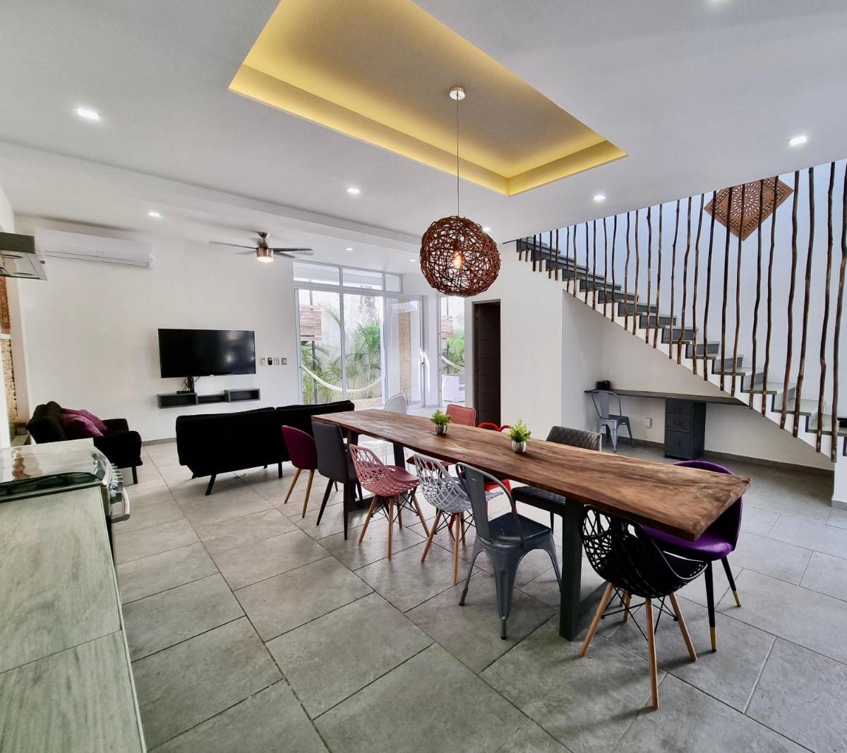 Modern Villa Rutelena +Good location+Pool+AC+Sleeps 12 view 4