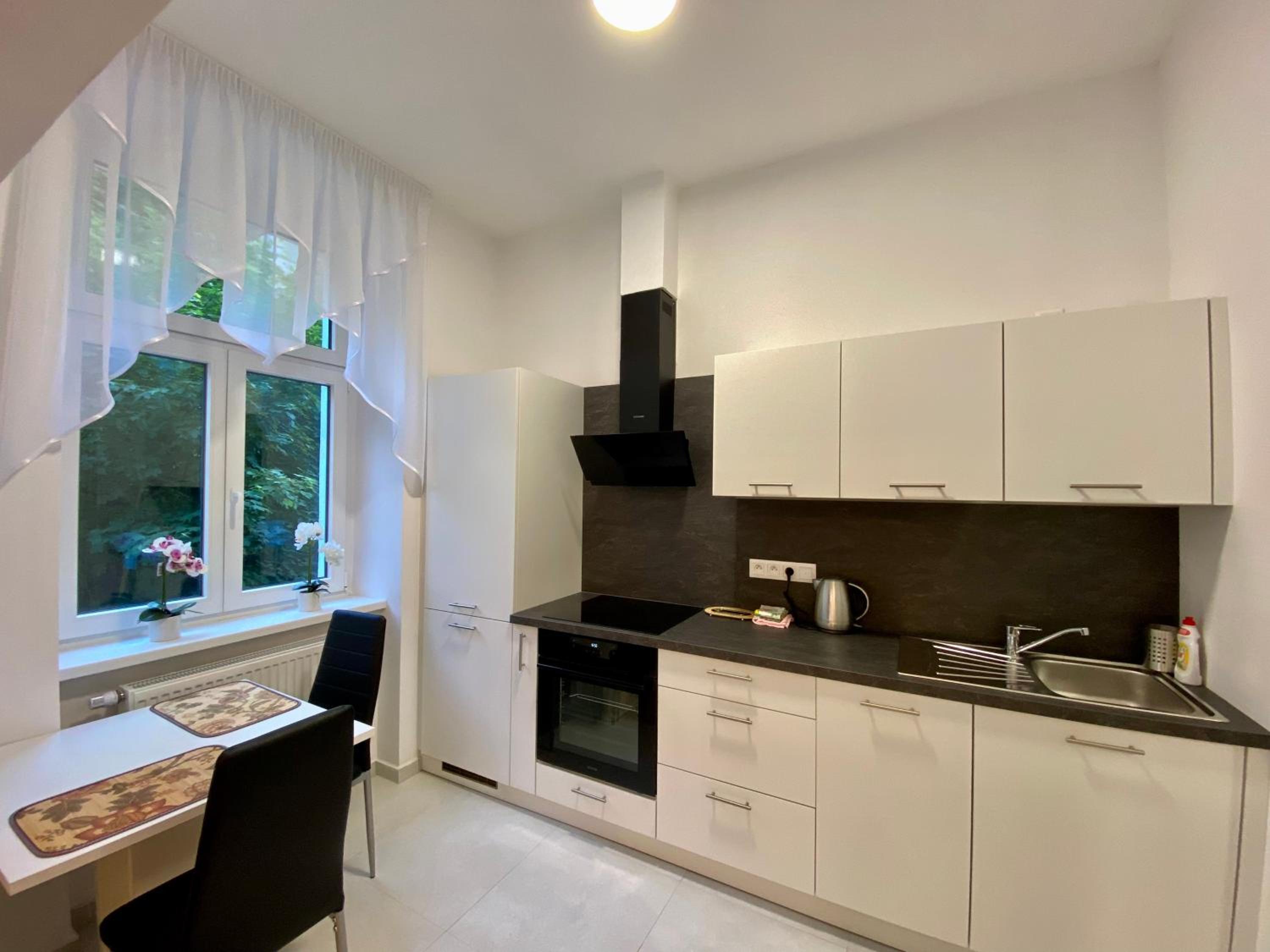 Top class apartments in Carlsbad - Image 5
