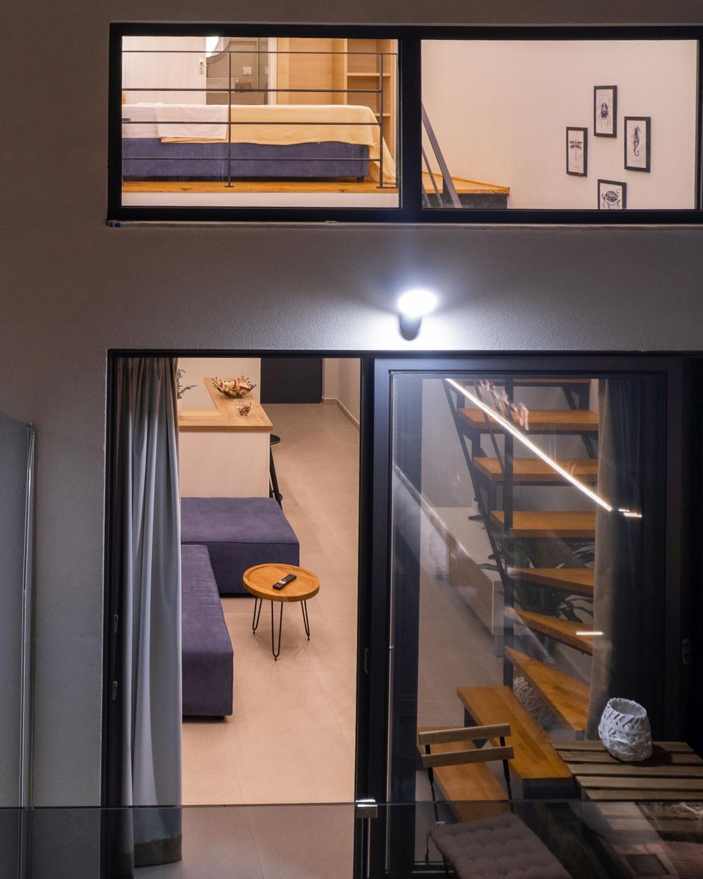Stylish & elegant loft suite in the city center view 2