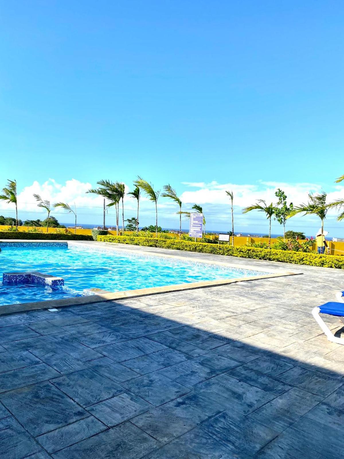 Seaview Villa at Stonebrook Manor view 2