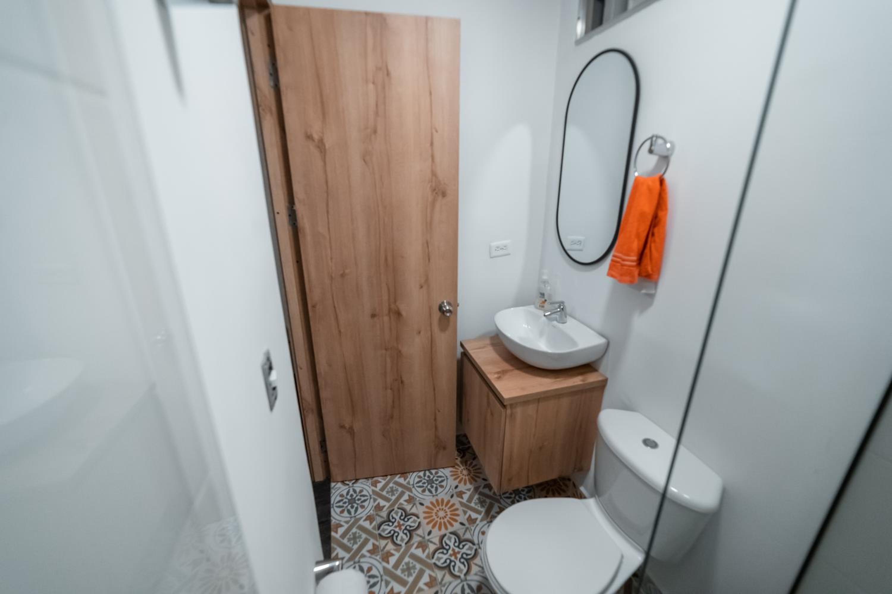 Cozy apartment in Poblado near Envigado FRN104