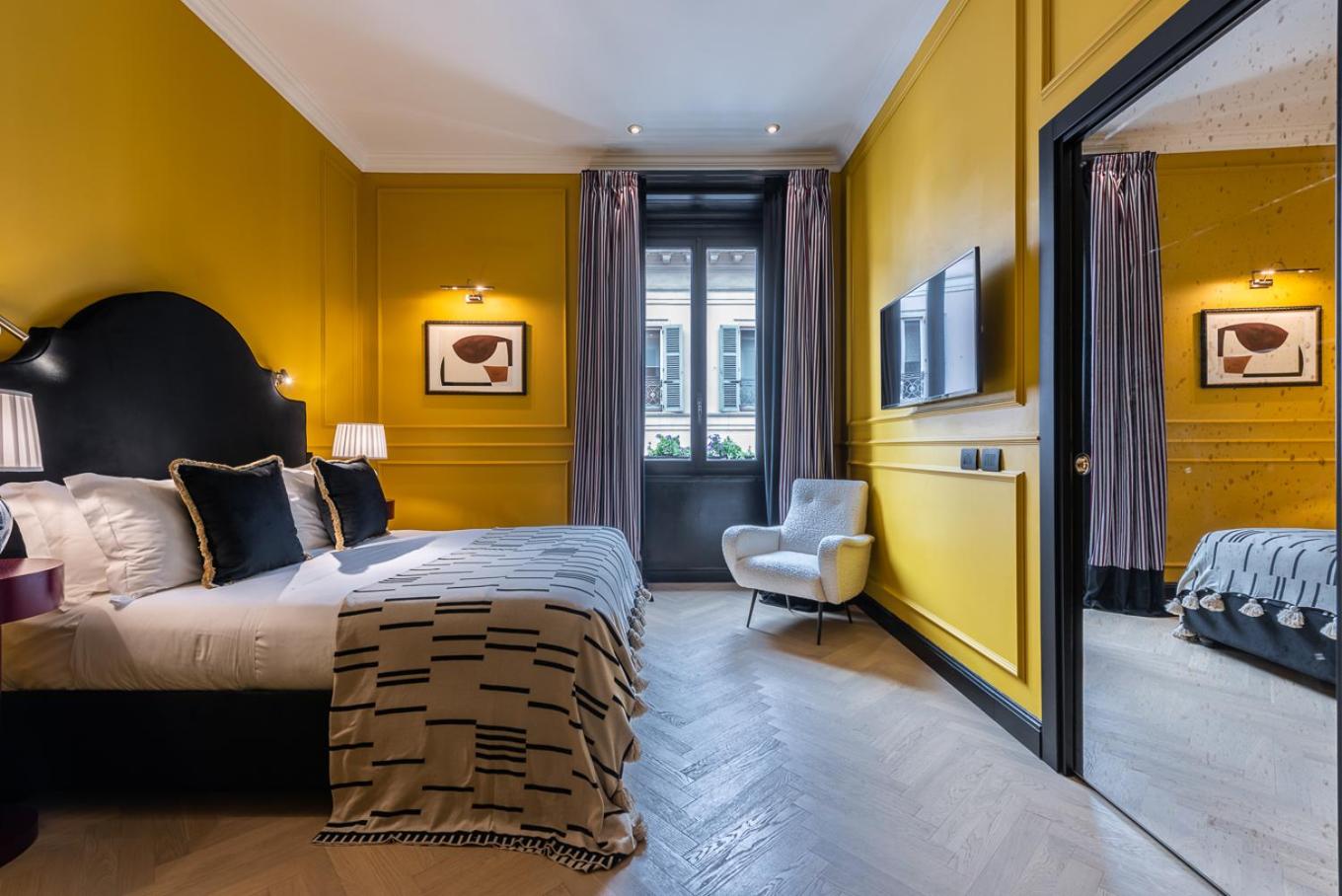 hotel room