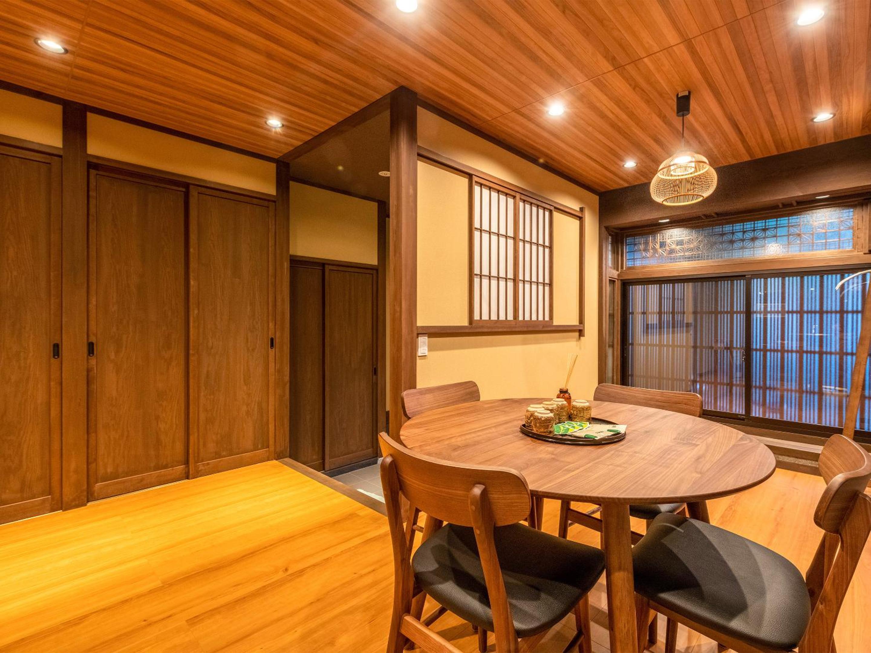 慶有魚·松家(Kyotofish·Matsuya)*经典松树中庭*鸭川畔独栋地暖百年町屋*门前高濑川 view 4