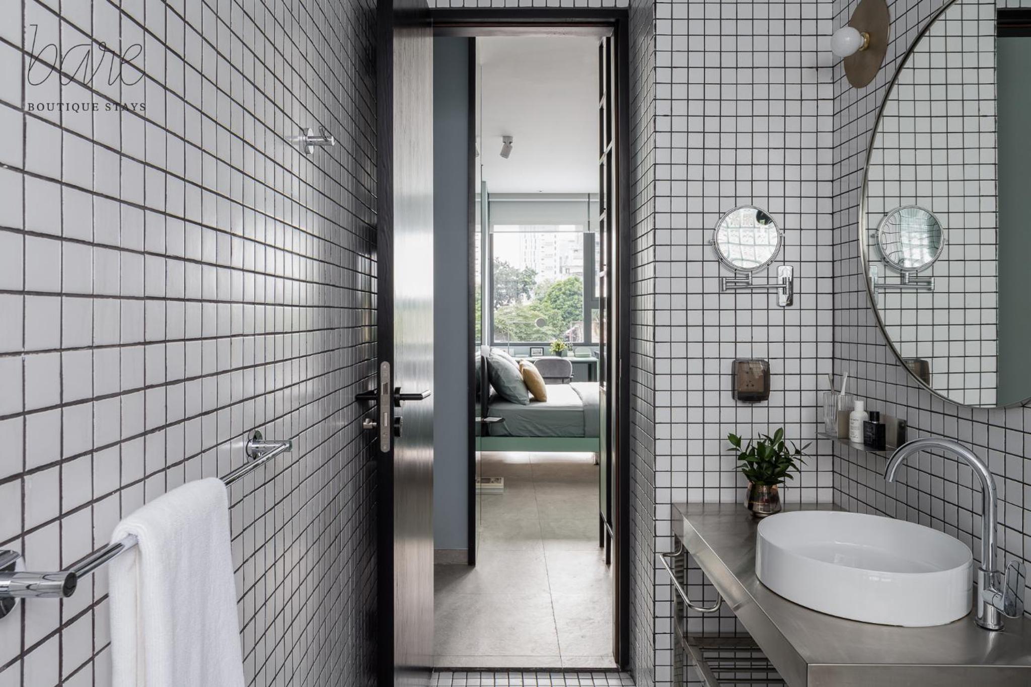 Bare Chic - Bare Boutique Stays