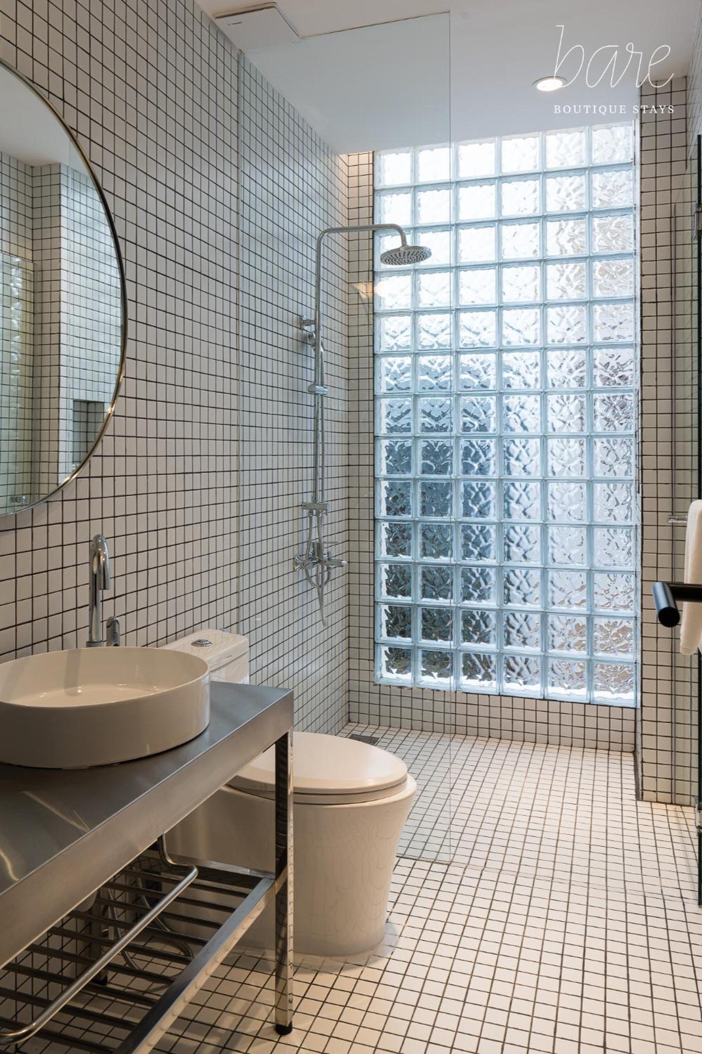 Bare Chic - Bare Boutique Stays