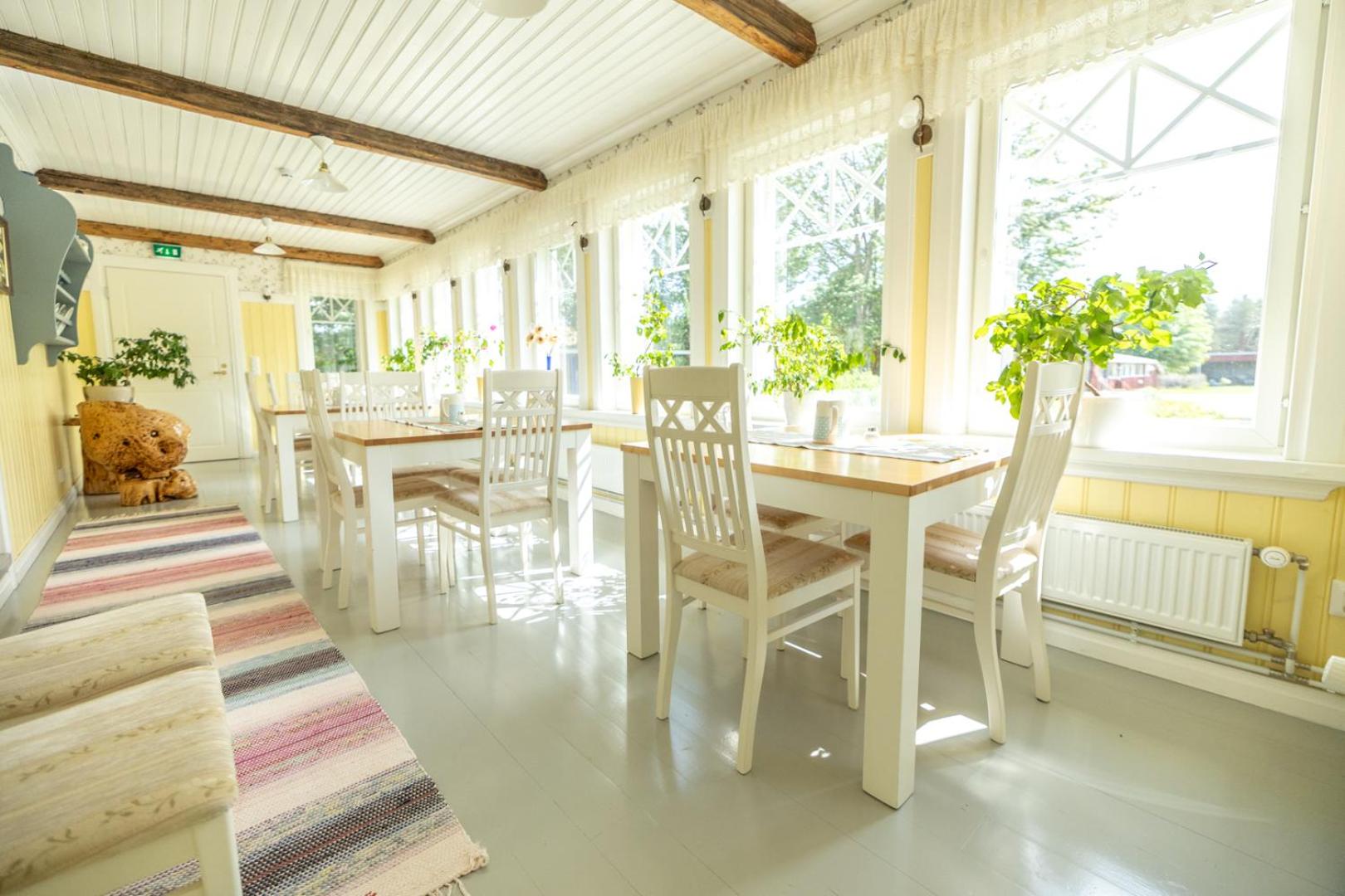 B&B Lomamokkila