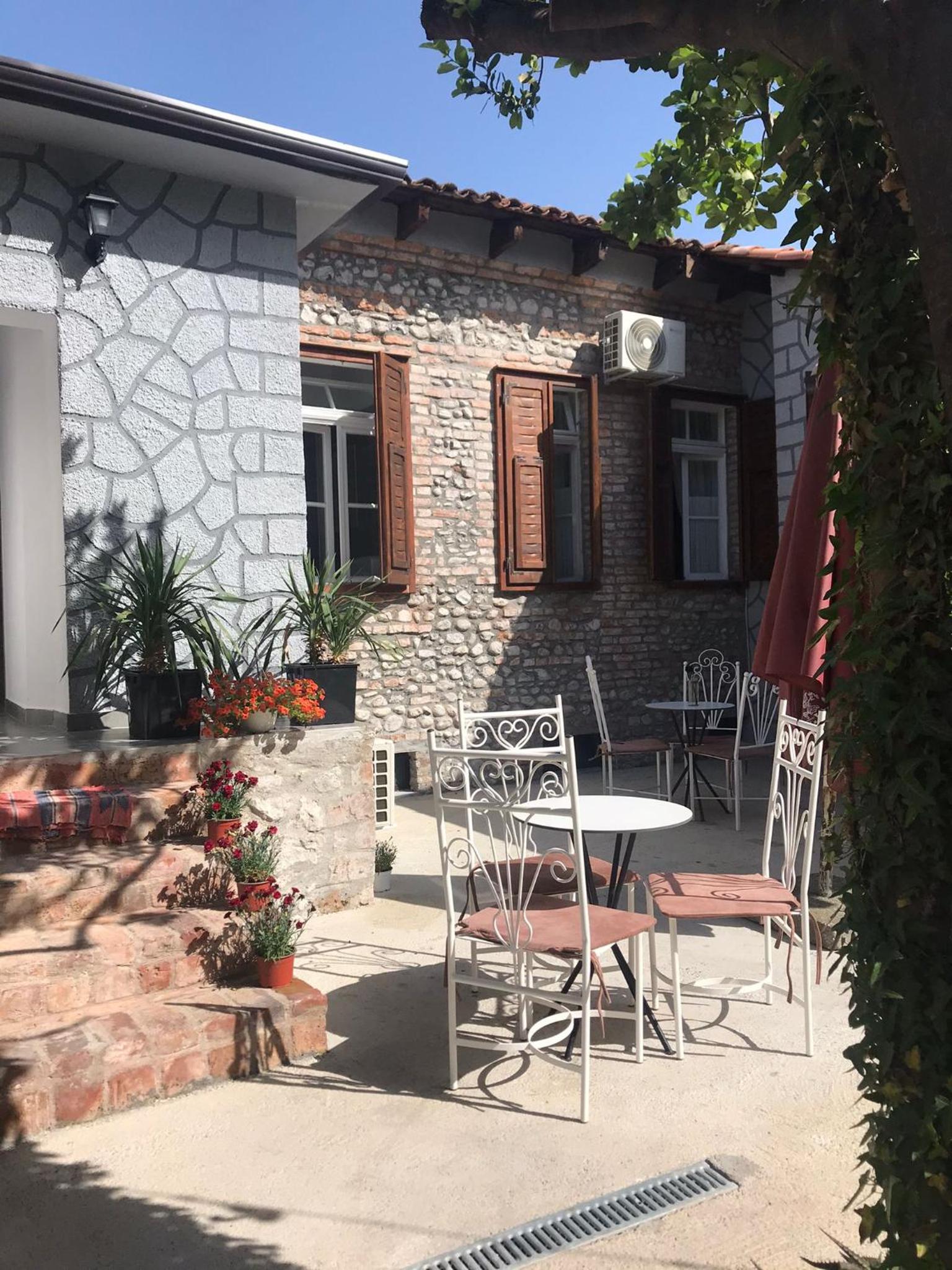InTown Guesthouse Shkoder
