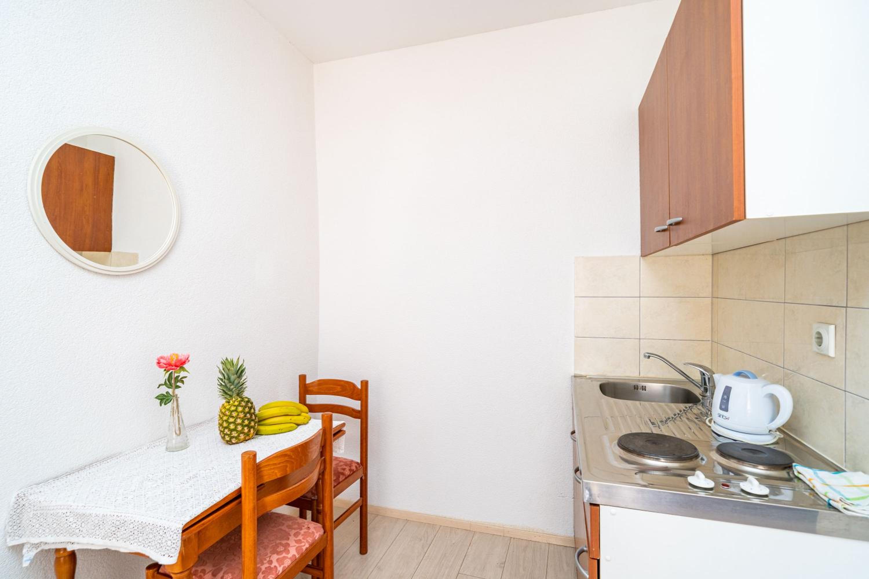 Deluxe Rooms with a terrace view at Old City Gate