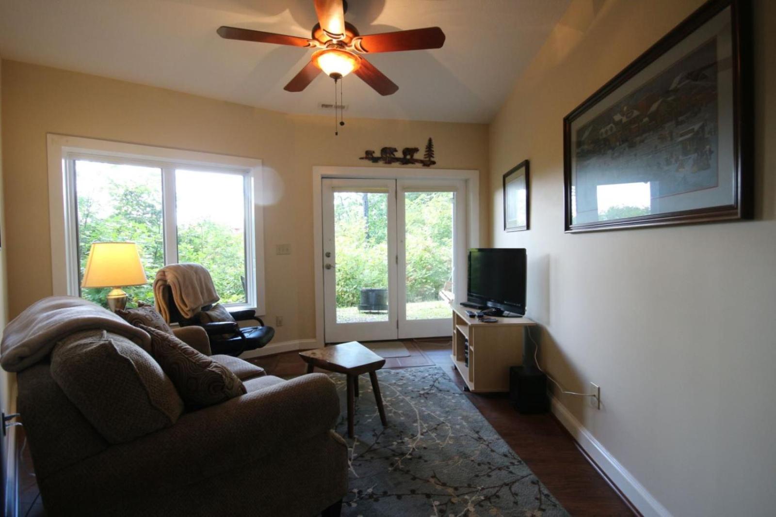 Pisgah Mountain House