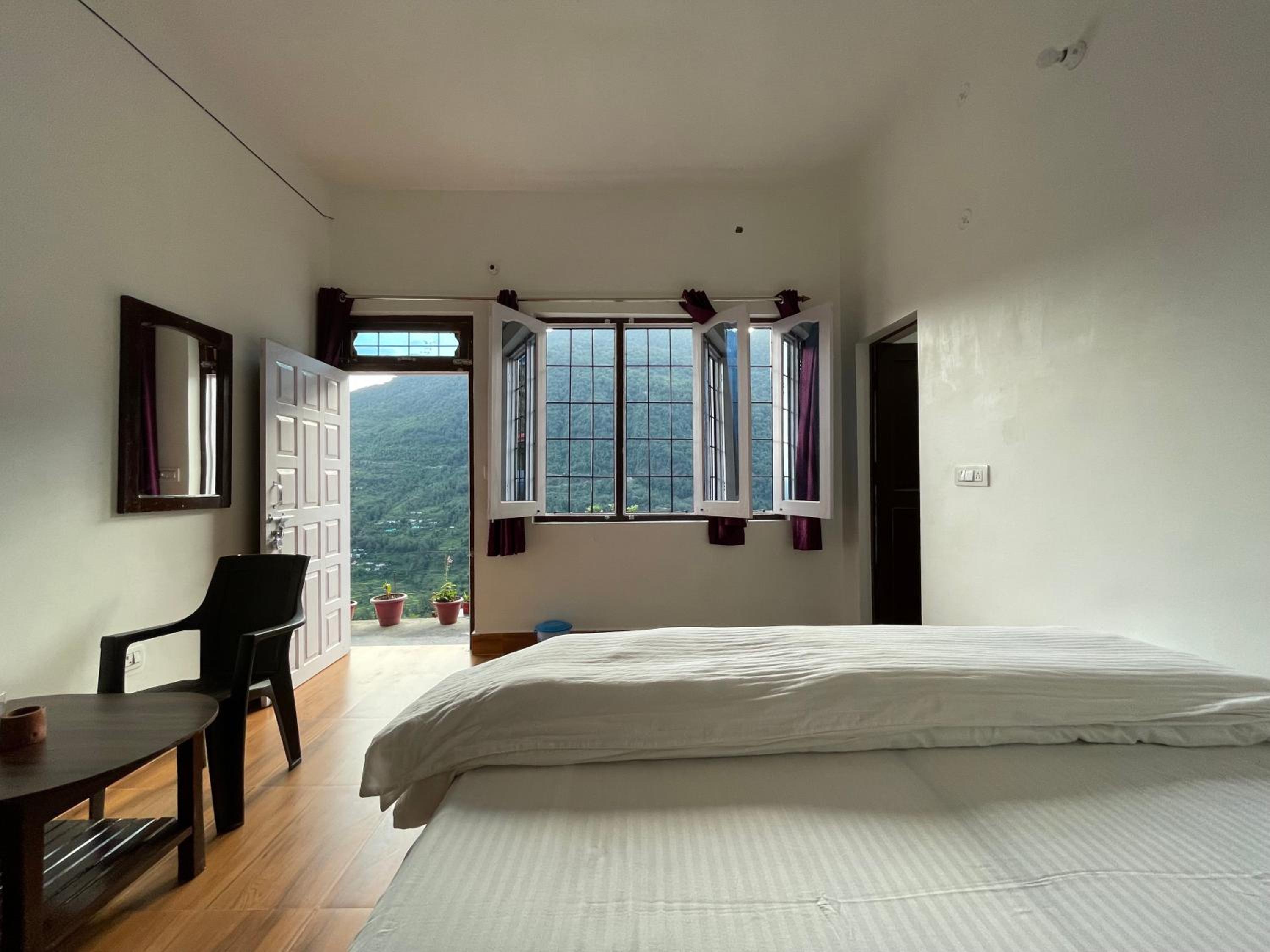 Green Mountain Homestay - Birthi Falls near Munsyari view 3