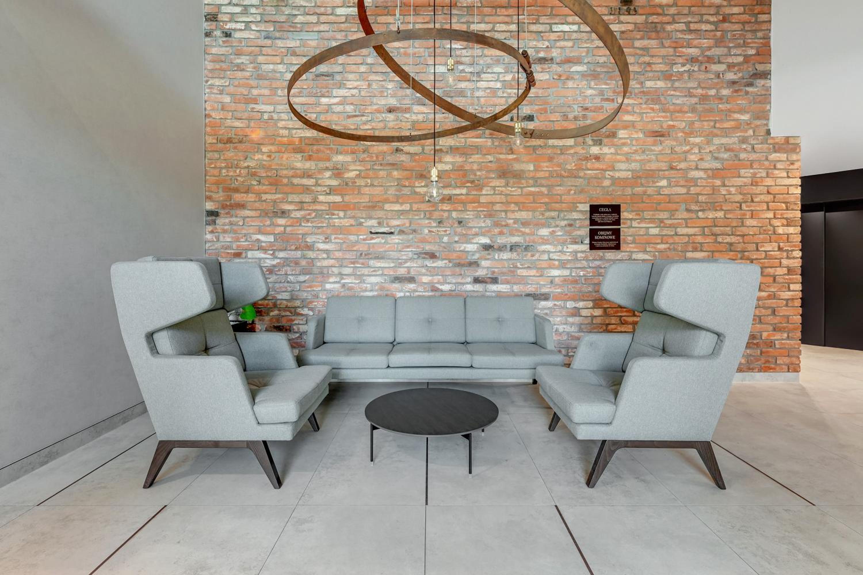 Chlebova - Riverside View Terrace, Free Parking, Gym & Kidsplay by Downtown Apartments