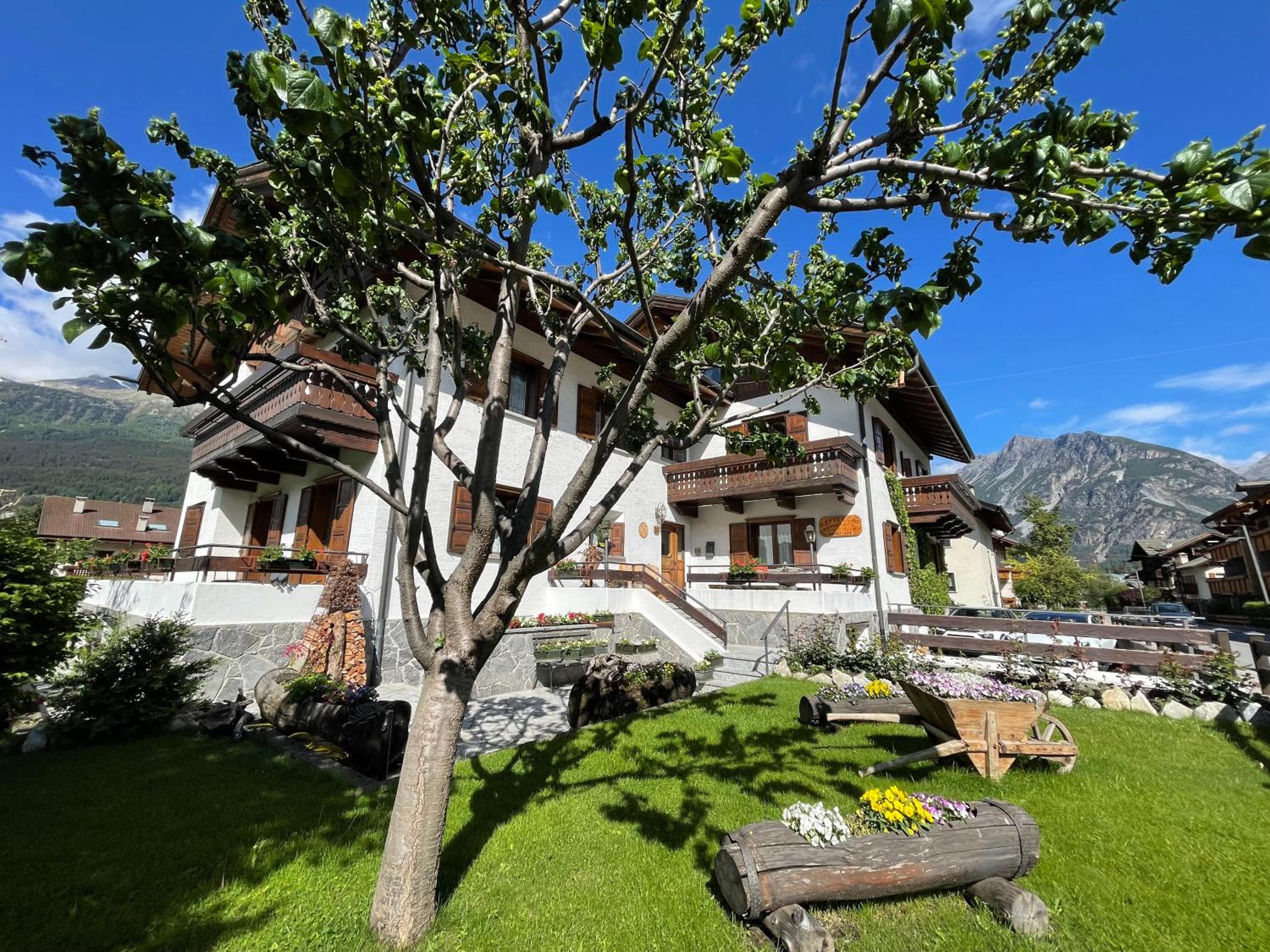 Casa Sosio view 2