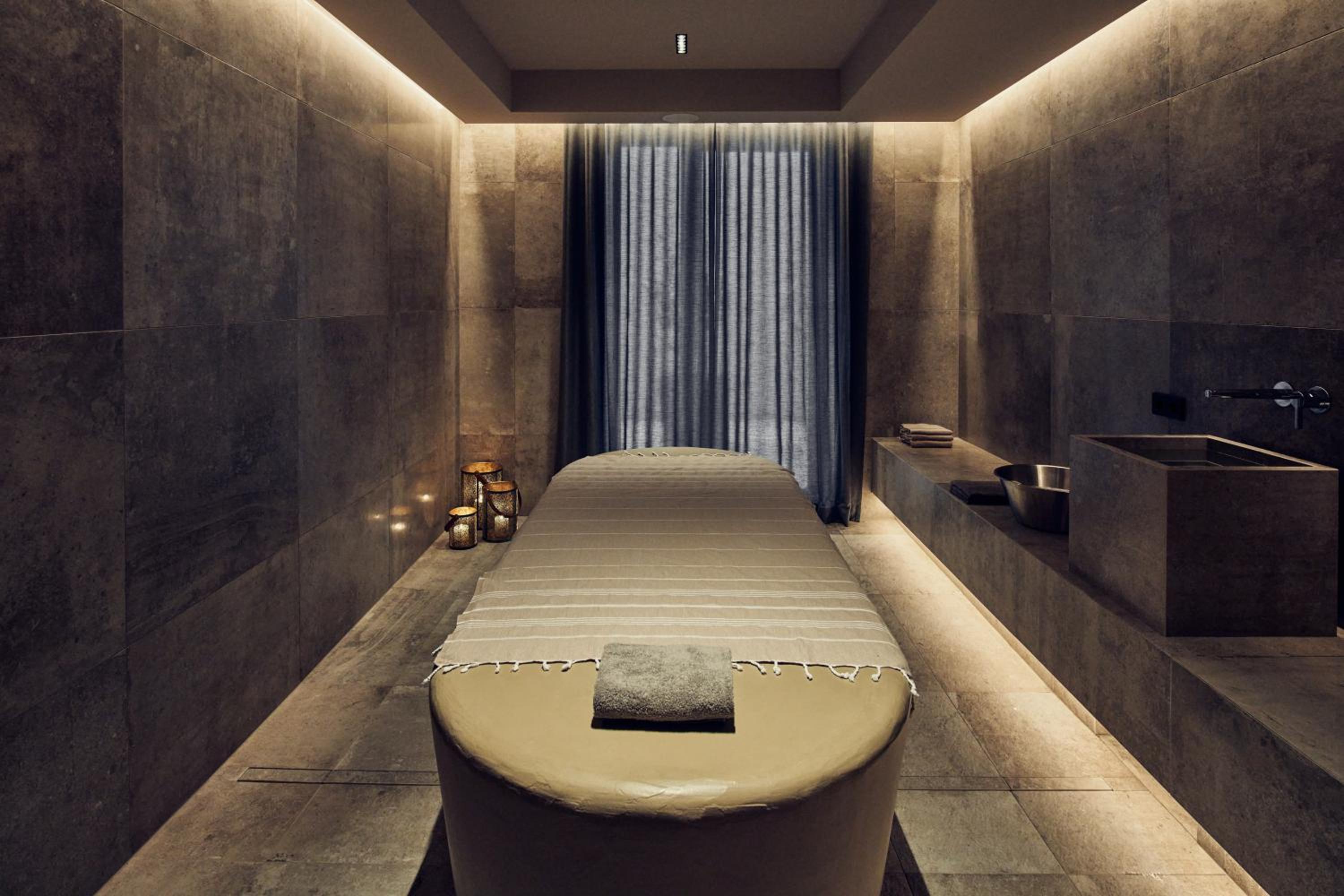 Falkensteiner Hotel Kronplatz - The Leading Hotels of the World — 10
