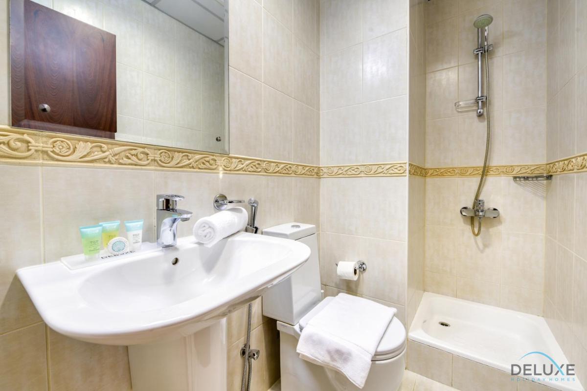 Elegant 2BR at Elite Residences Dubai Marina by Deluxe Holiday Homes