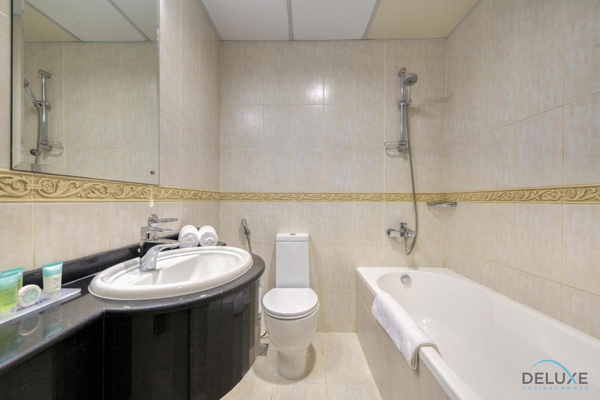 Elegant 2BR at Elite Residences Dubai Marina by Deluxe Holiday Homes