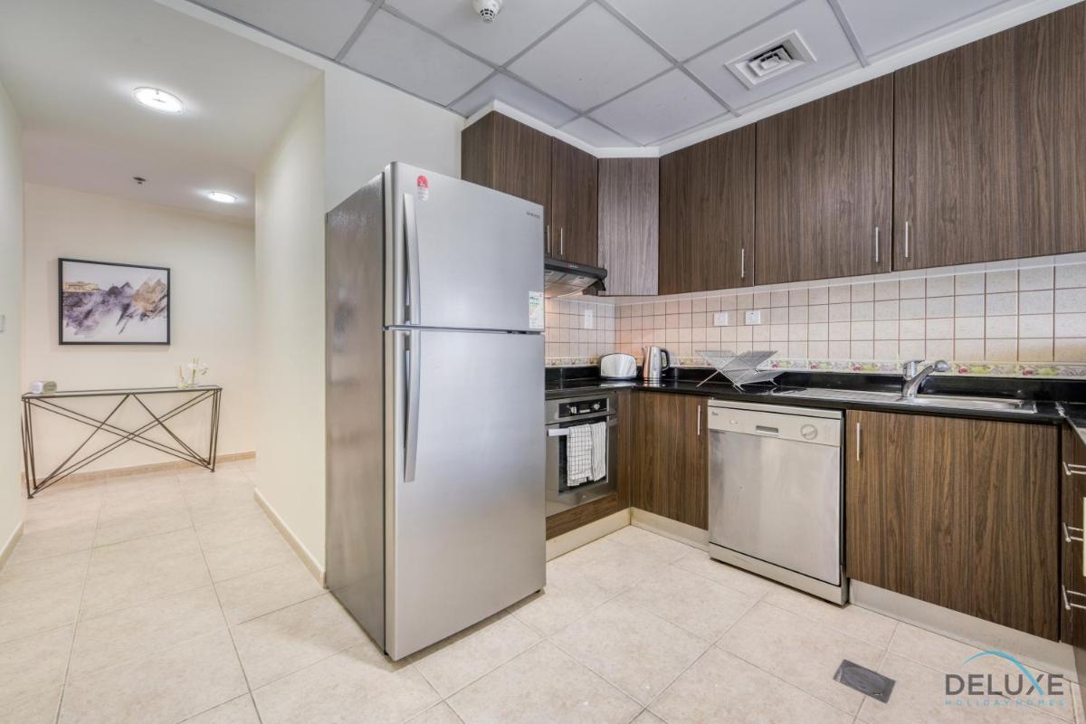 Elegant 2BR at Elite Residences Dubai Marina by Deluxe Holiday Homes