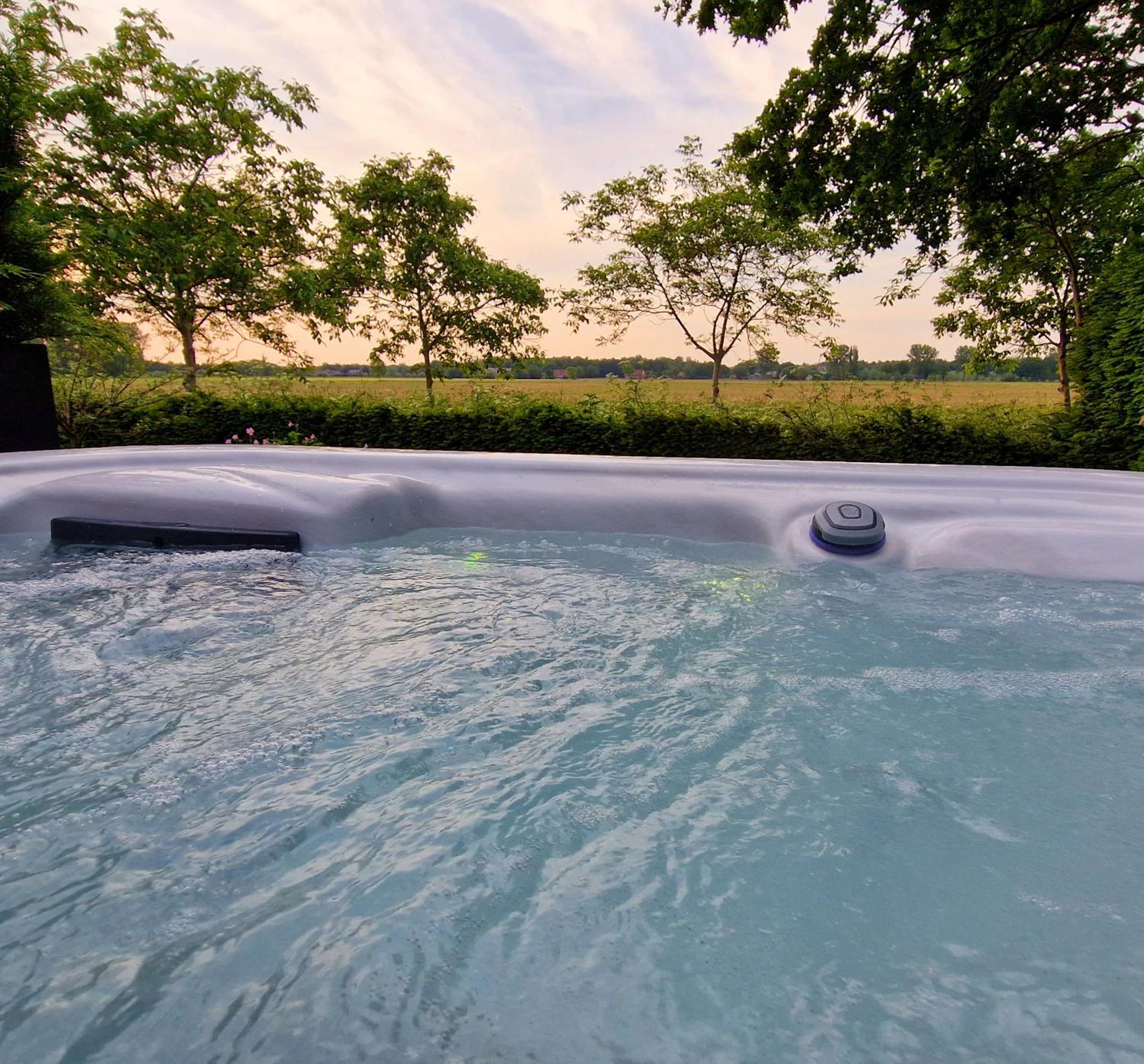 B&B de Scherpenhof, landelijk gelegen met jacuzzi view 2