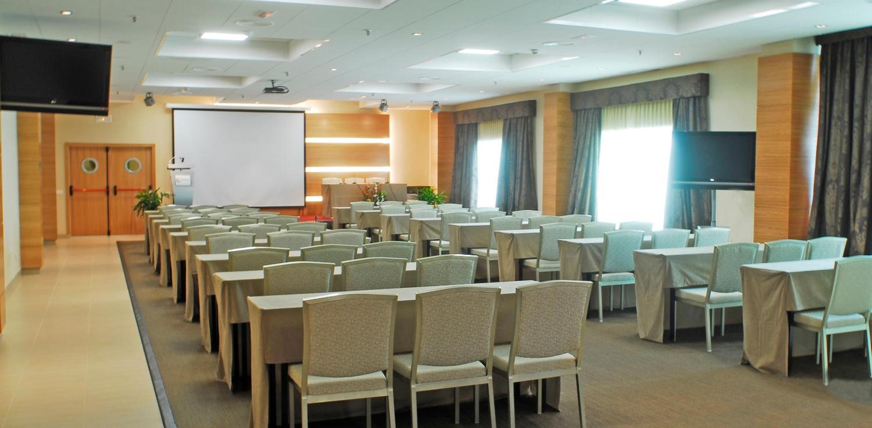 meeting & event spaces
