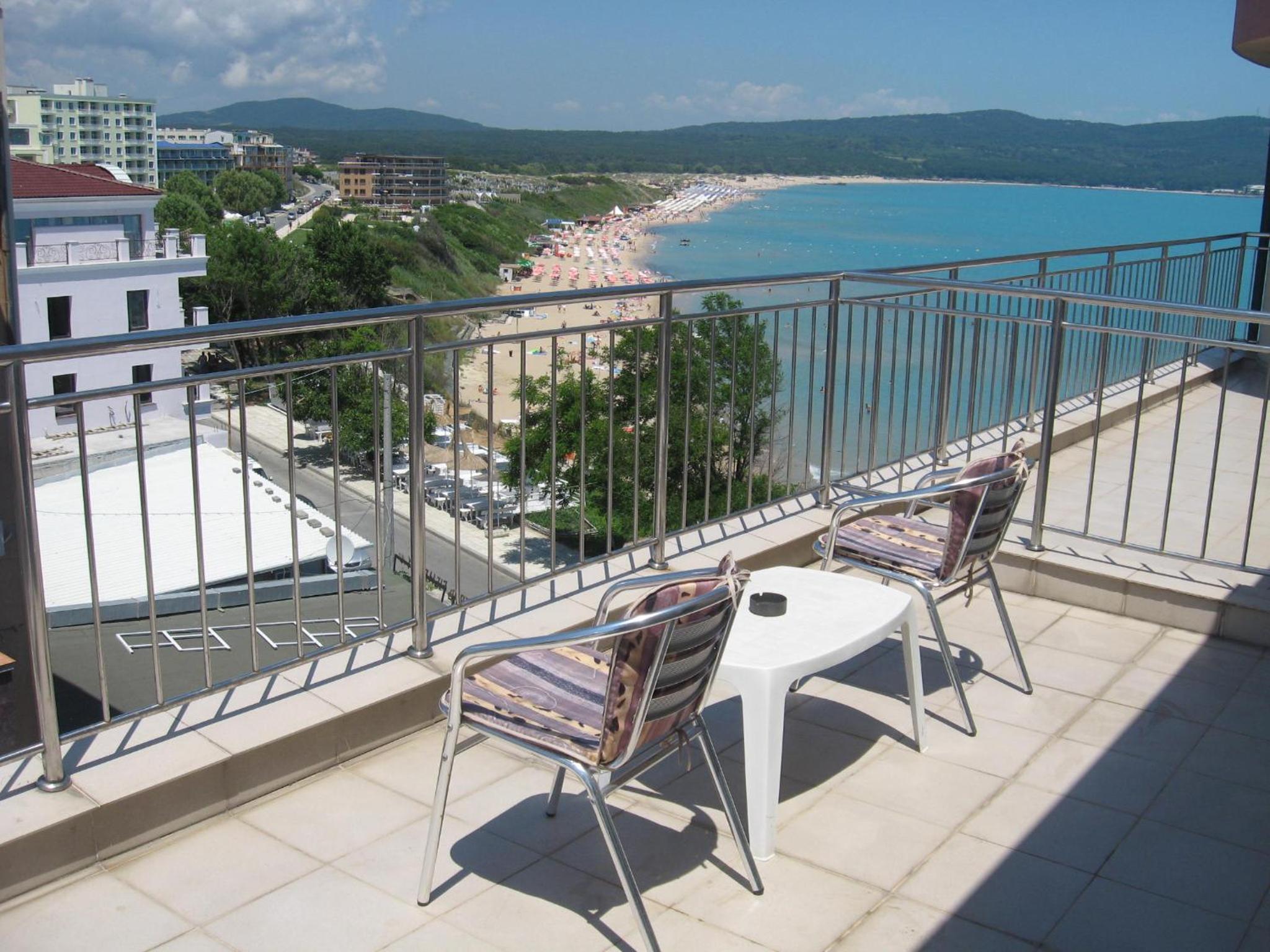 Dobrevi Guest House