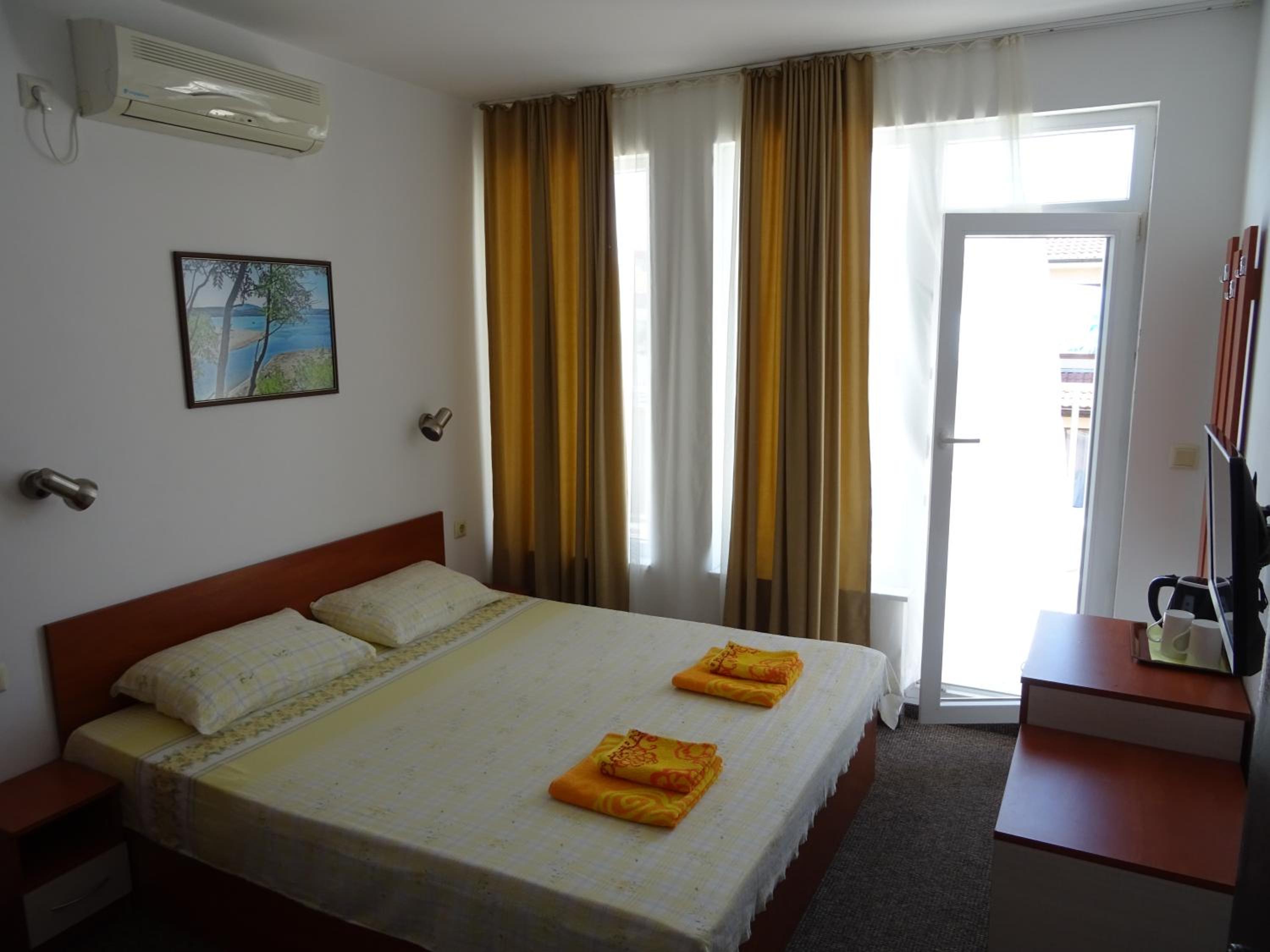 Dobrevi Guest House