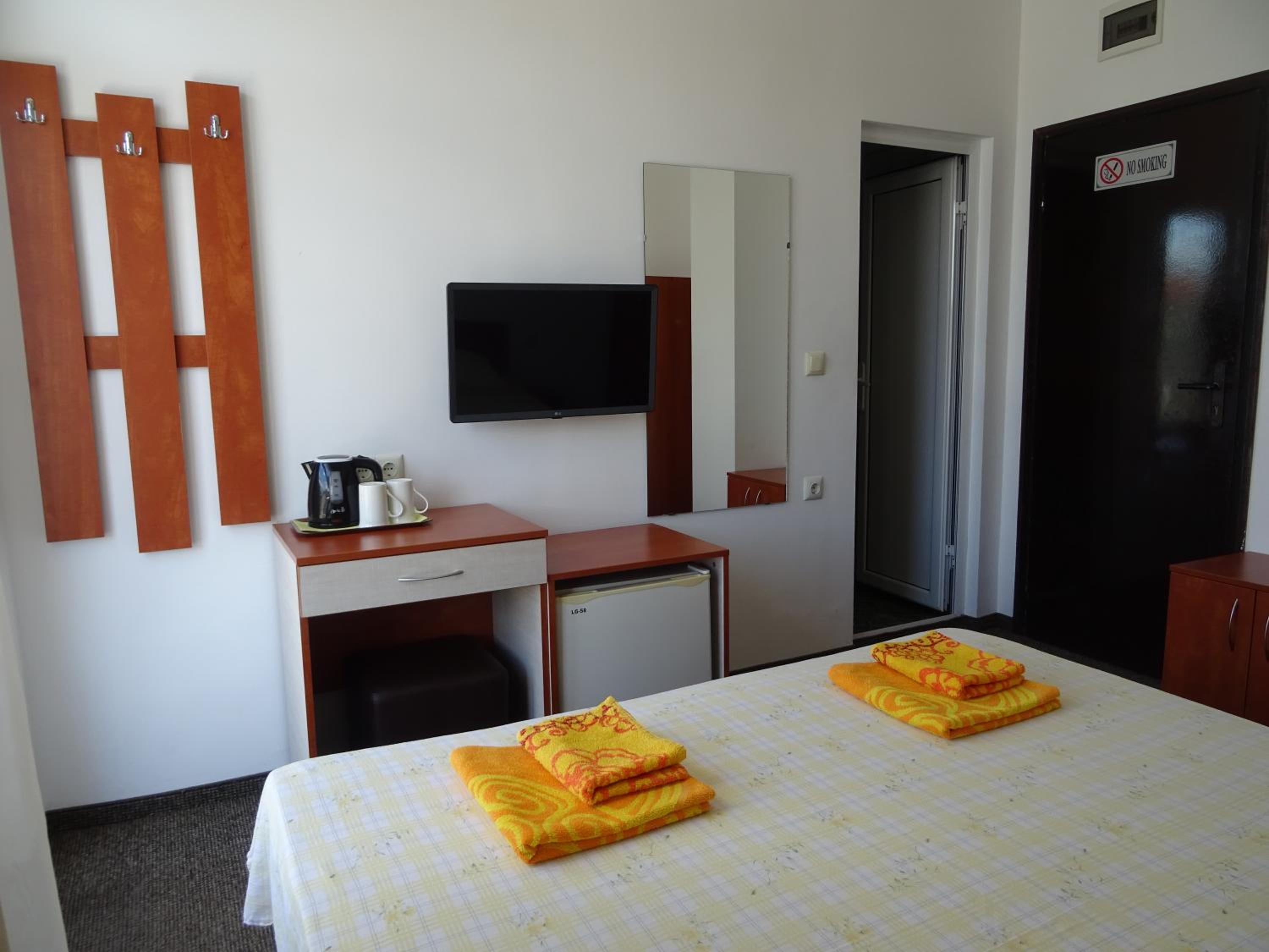 Dobrevi Guest House
